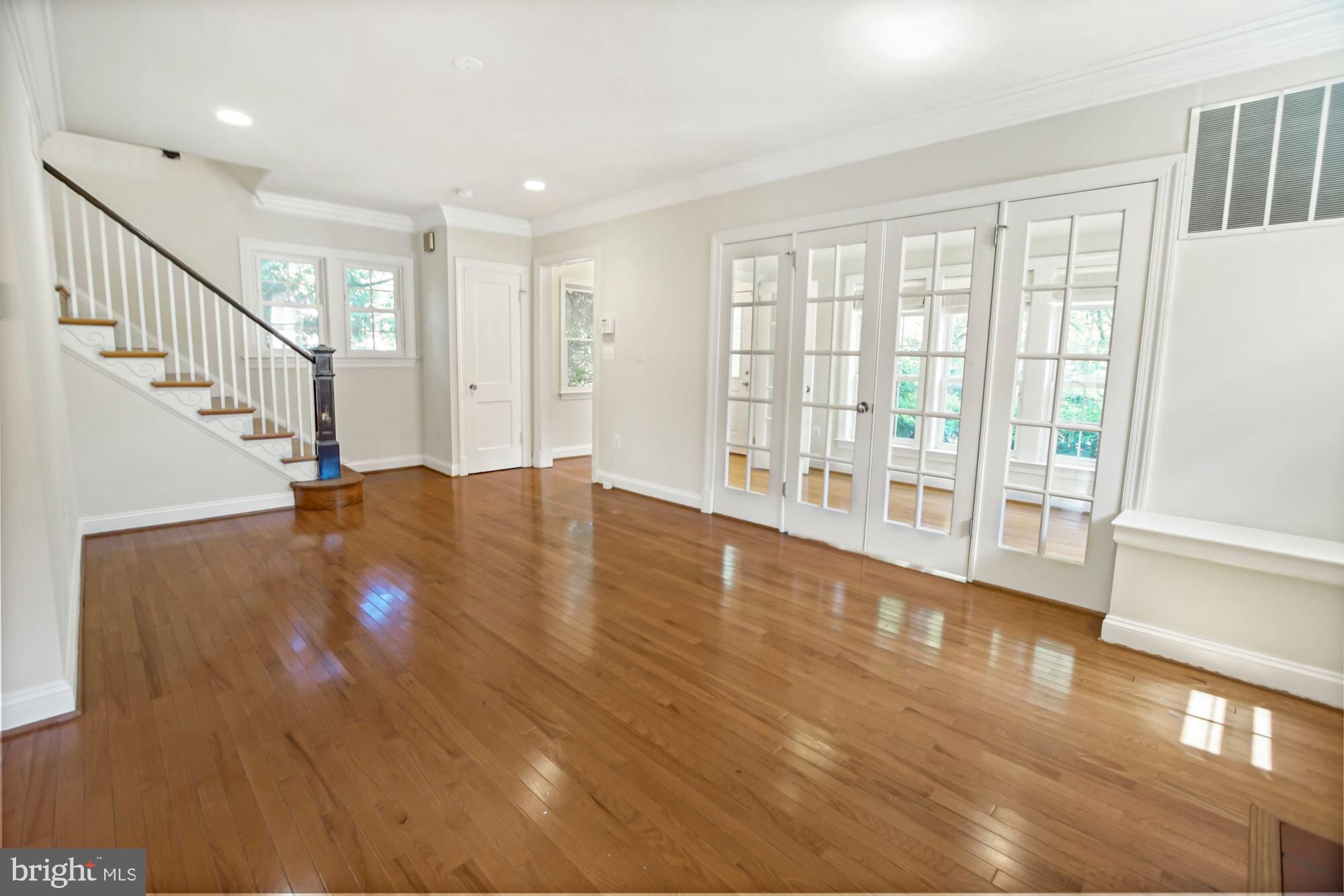 CHEVY CHASE - Residential Lease