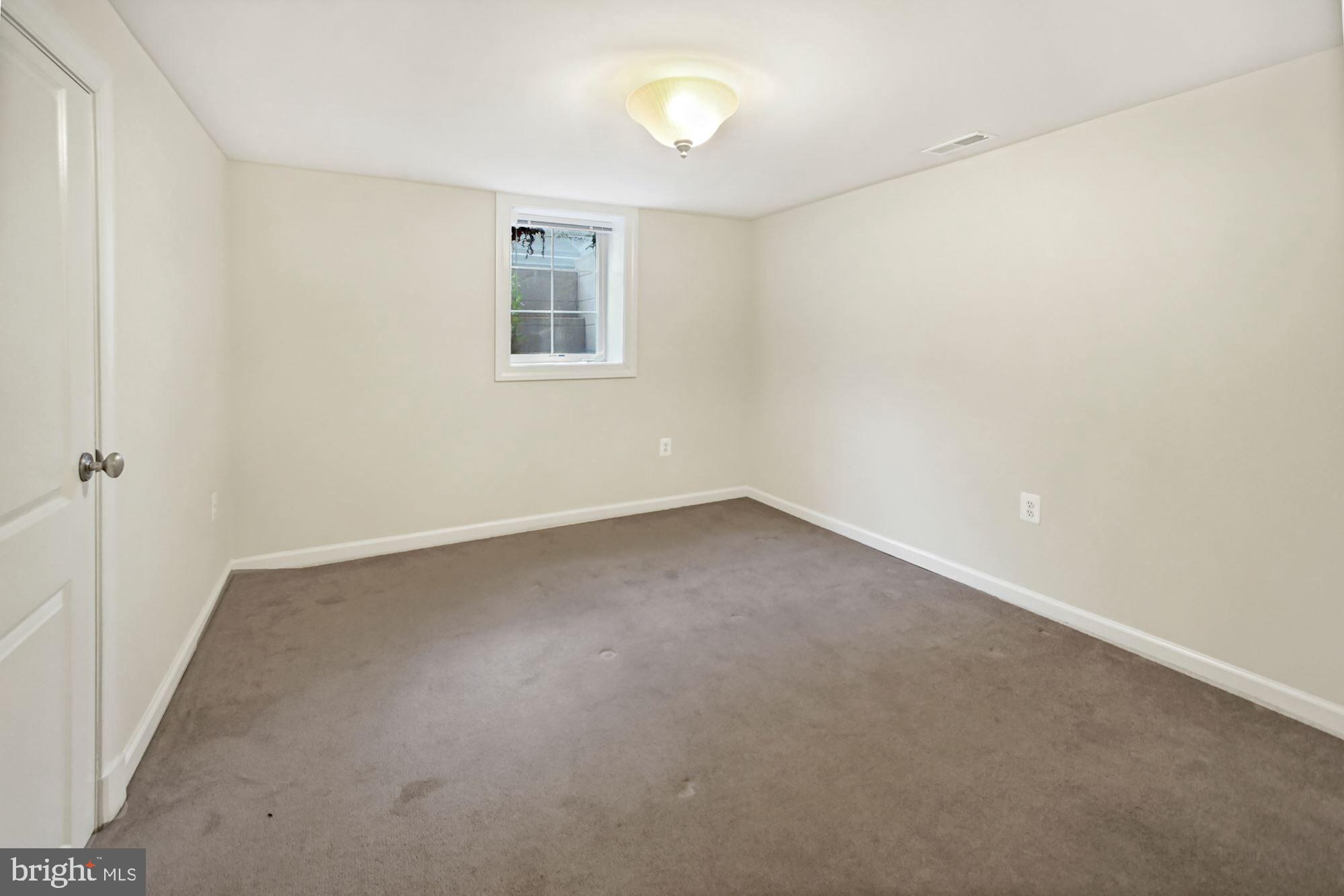 CHEVY CHASE - Residential Lease