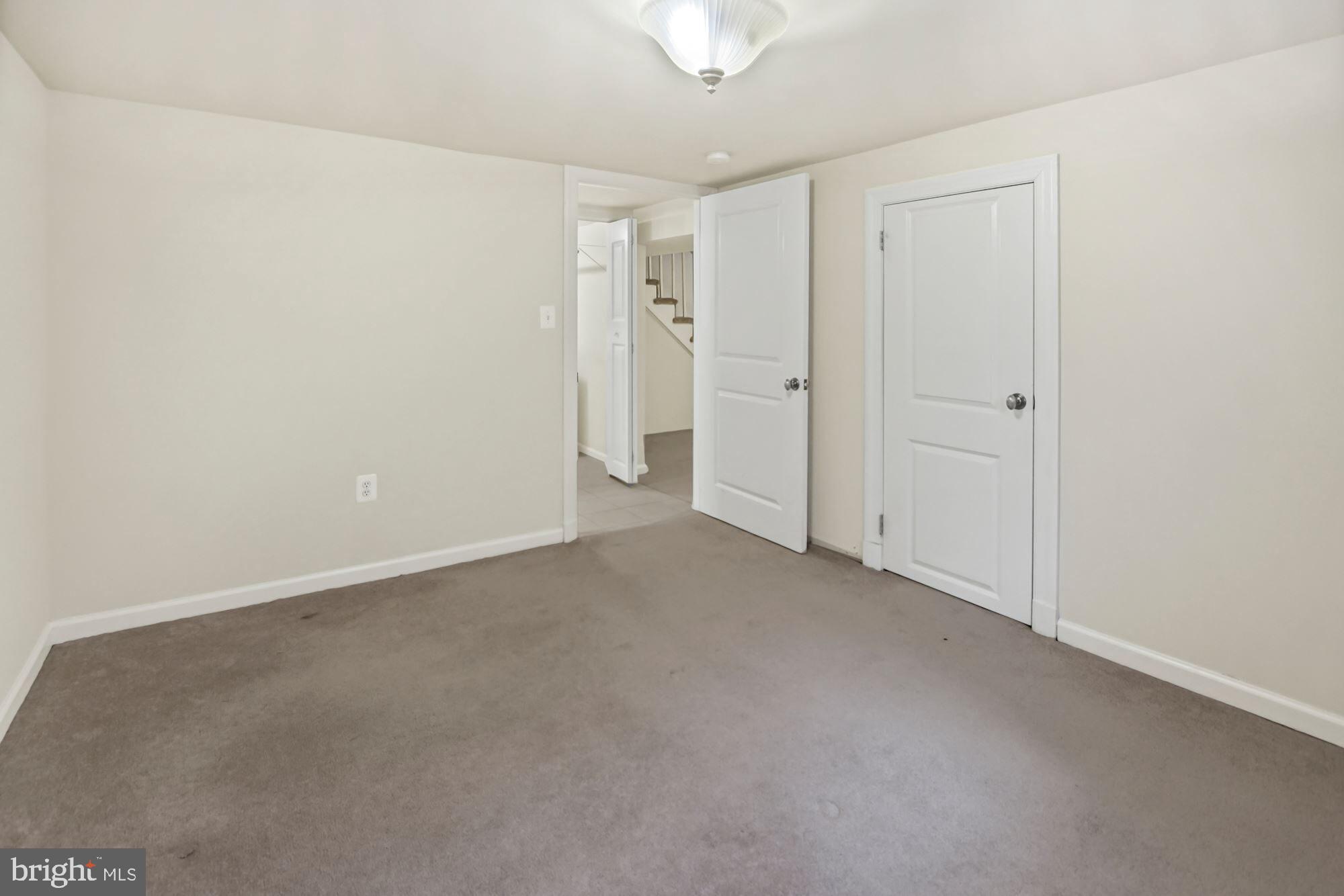 CHEVY CHASE - Residential Lease