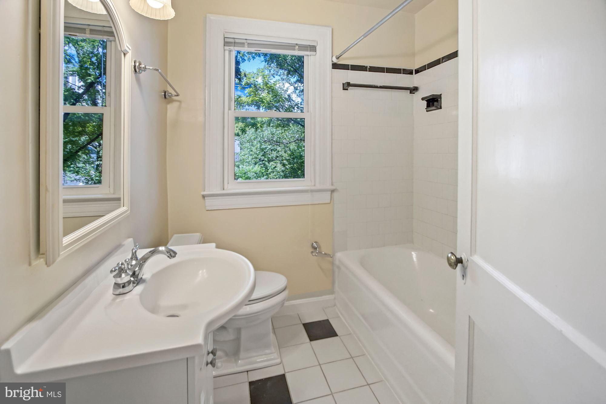 CHEVY CHASE - Residential Lease