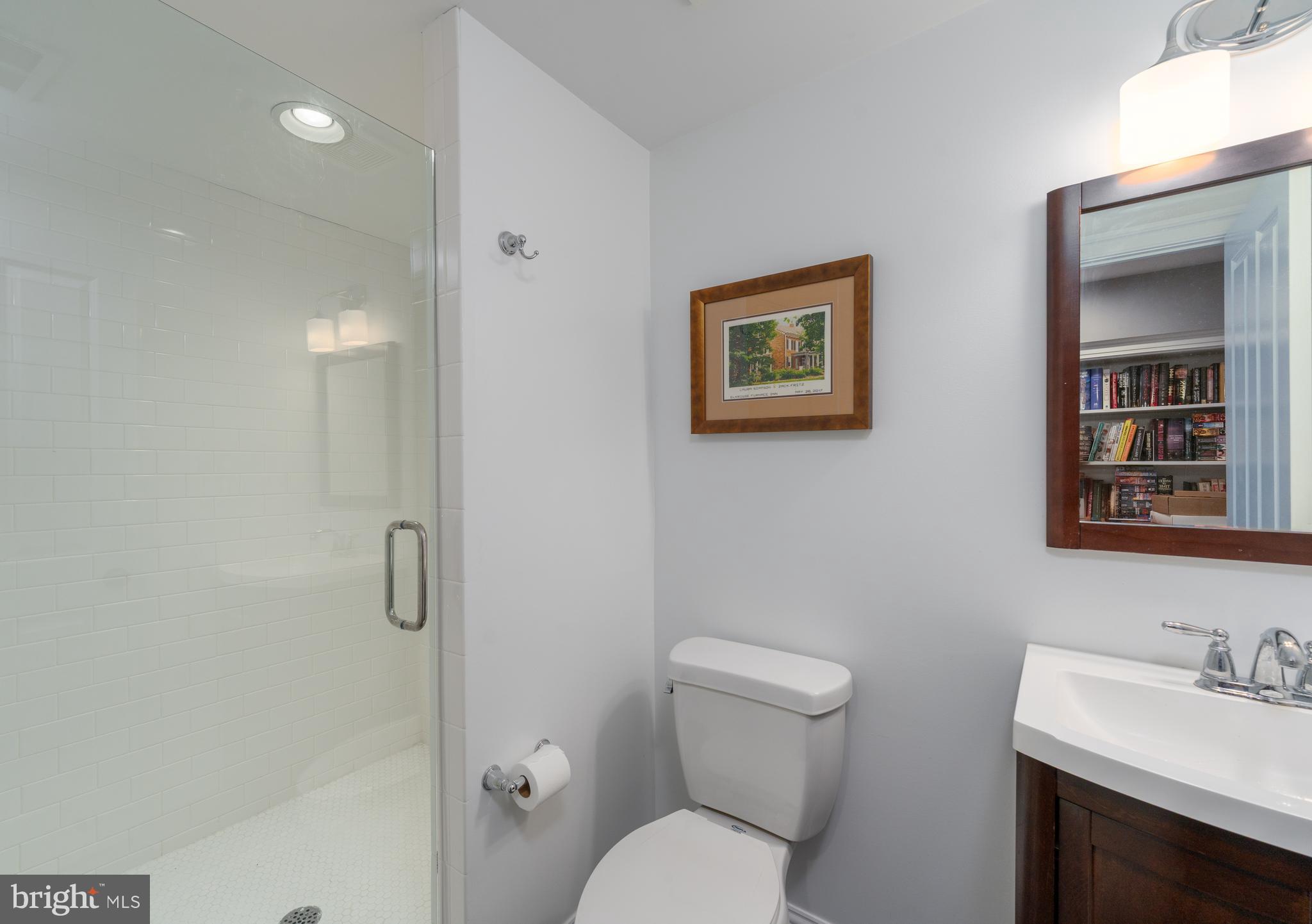 LOCUST POINT - Residential