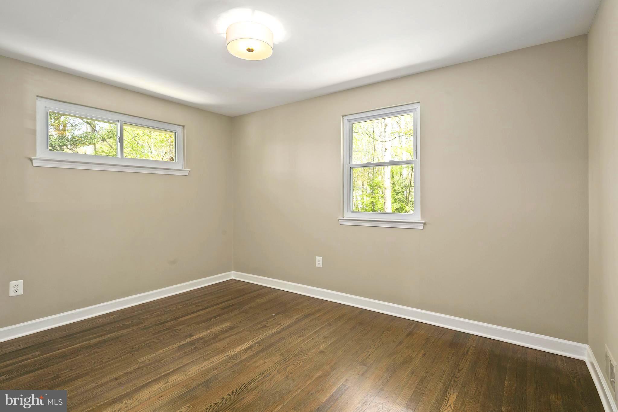 KINGS PARK WEST - Residential