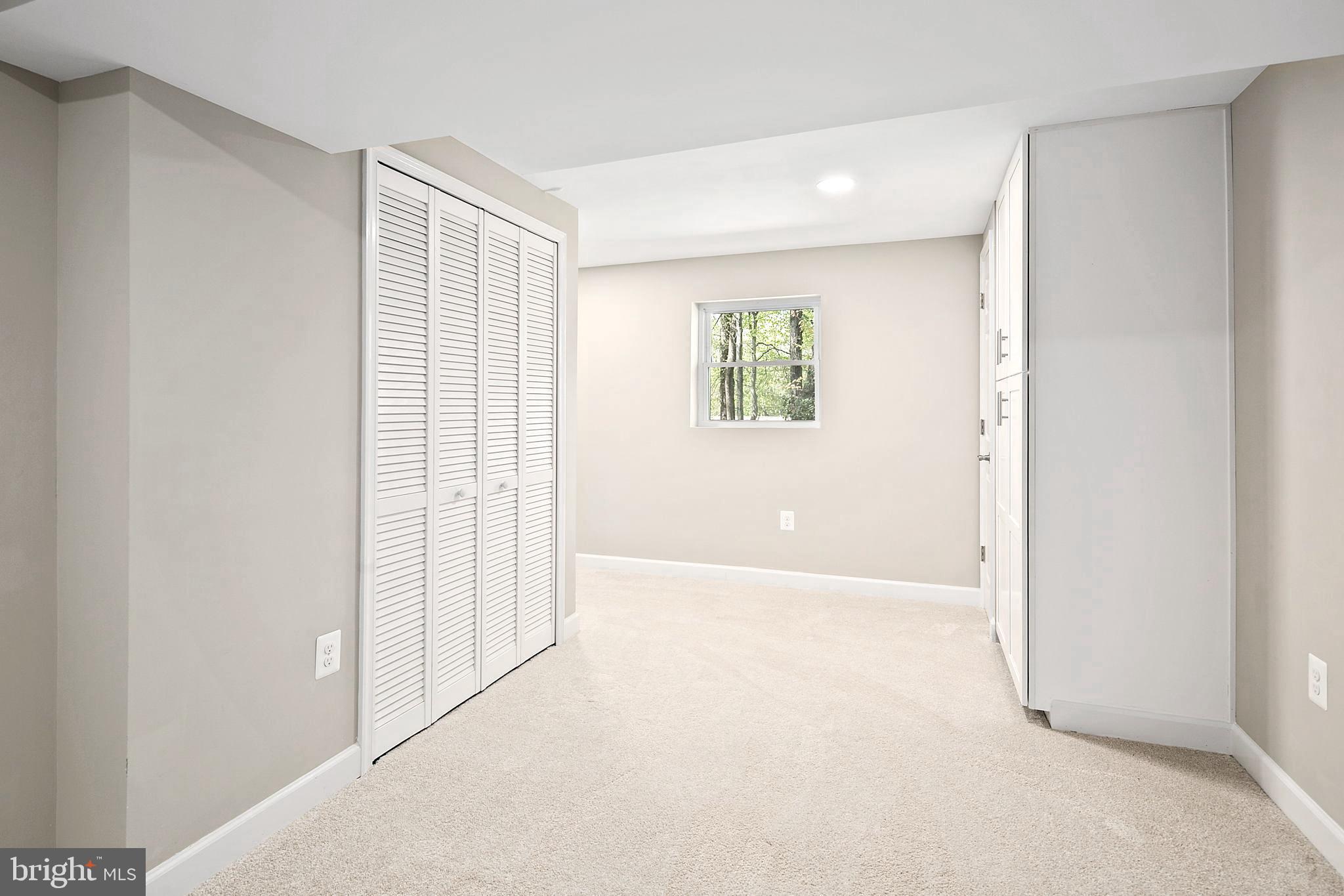 KINGS PARK WEST - Residential