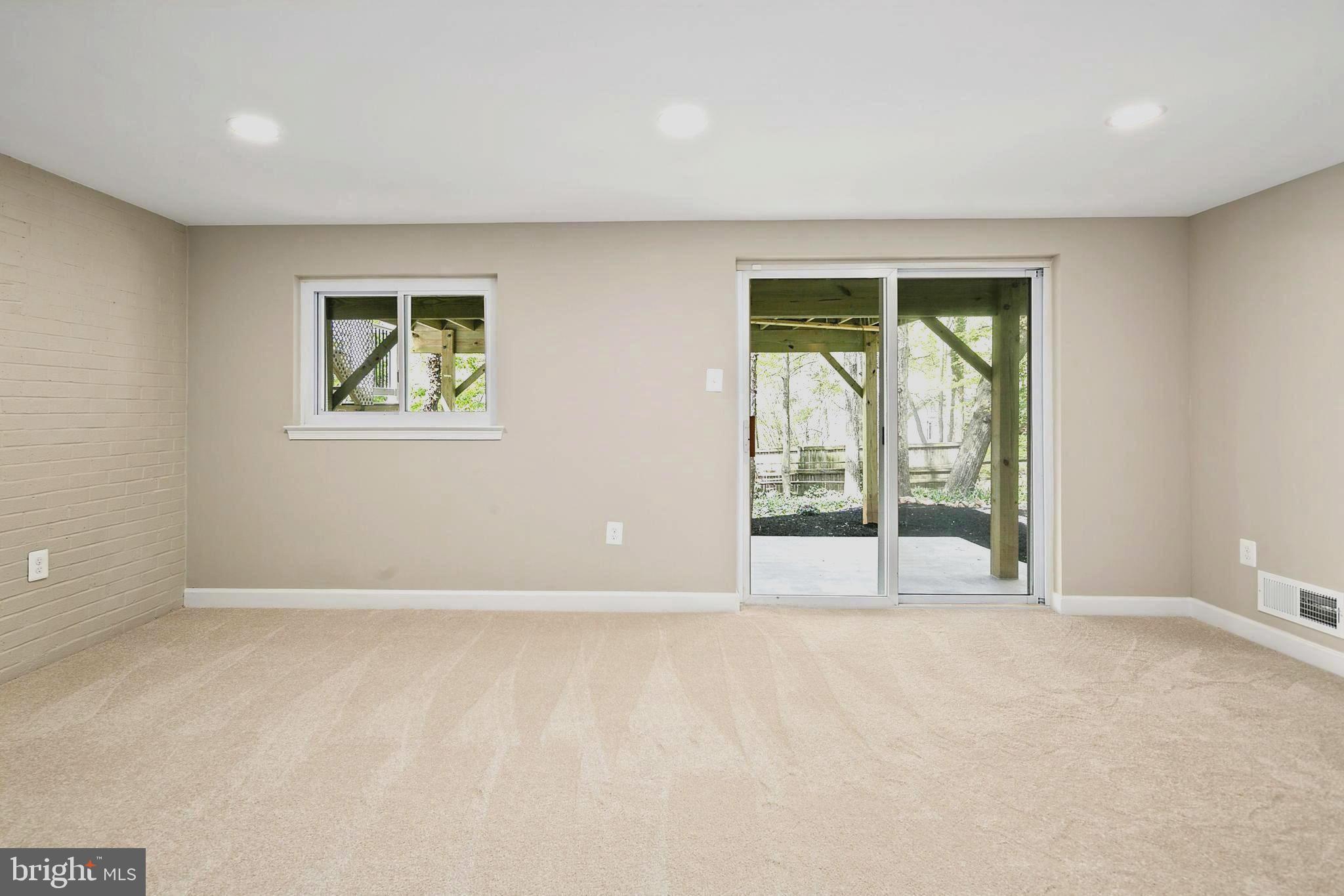 KINGS PARK WEST - Residential