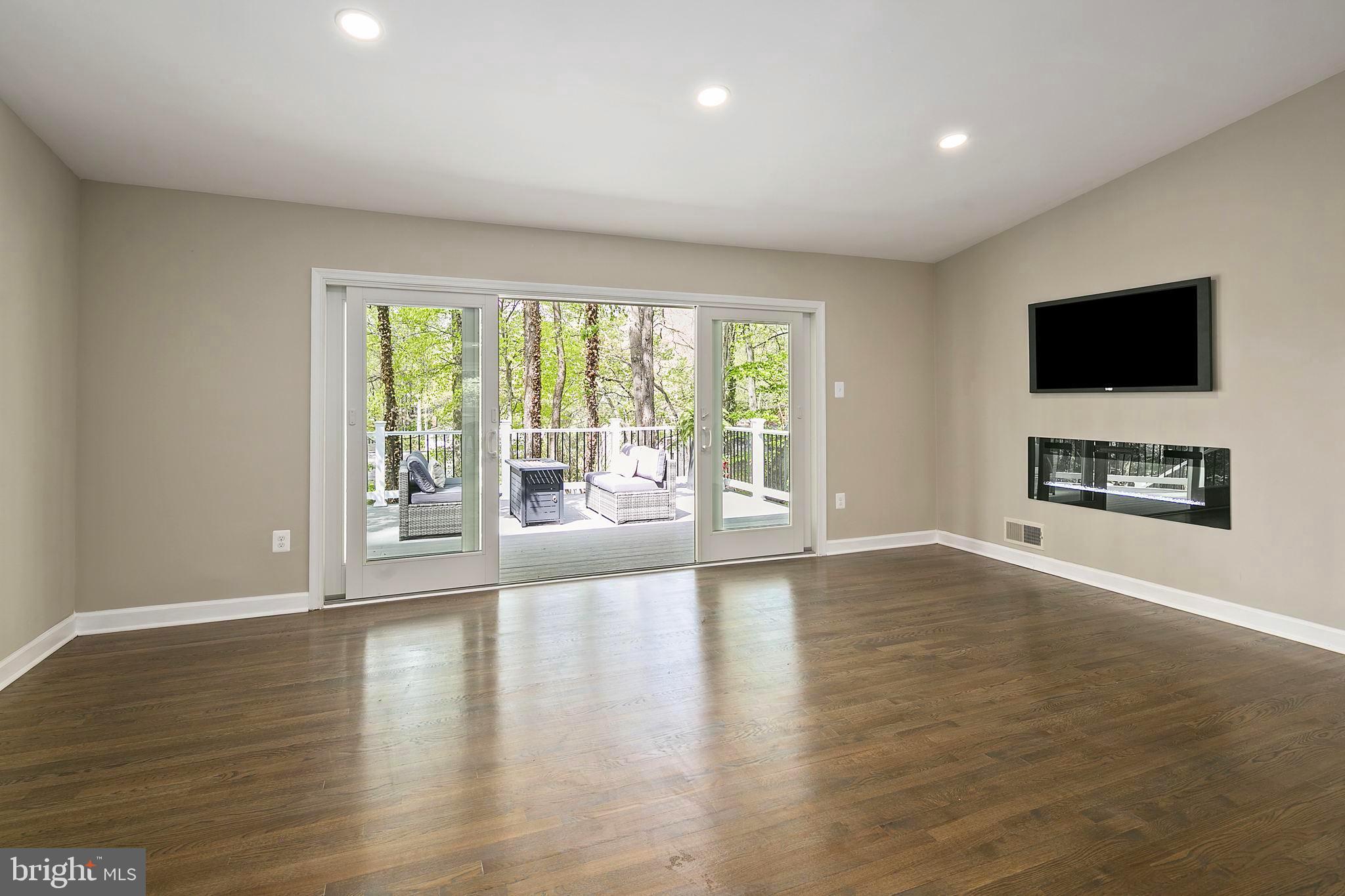 KINGS PARK WEST - Residential