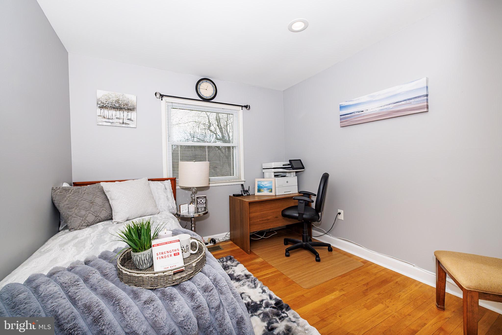 MARLBORO MEADOWS - Residential