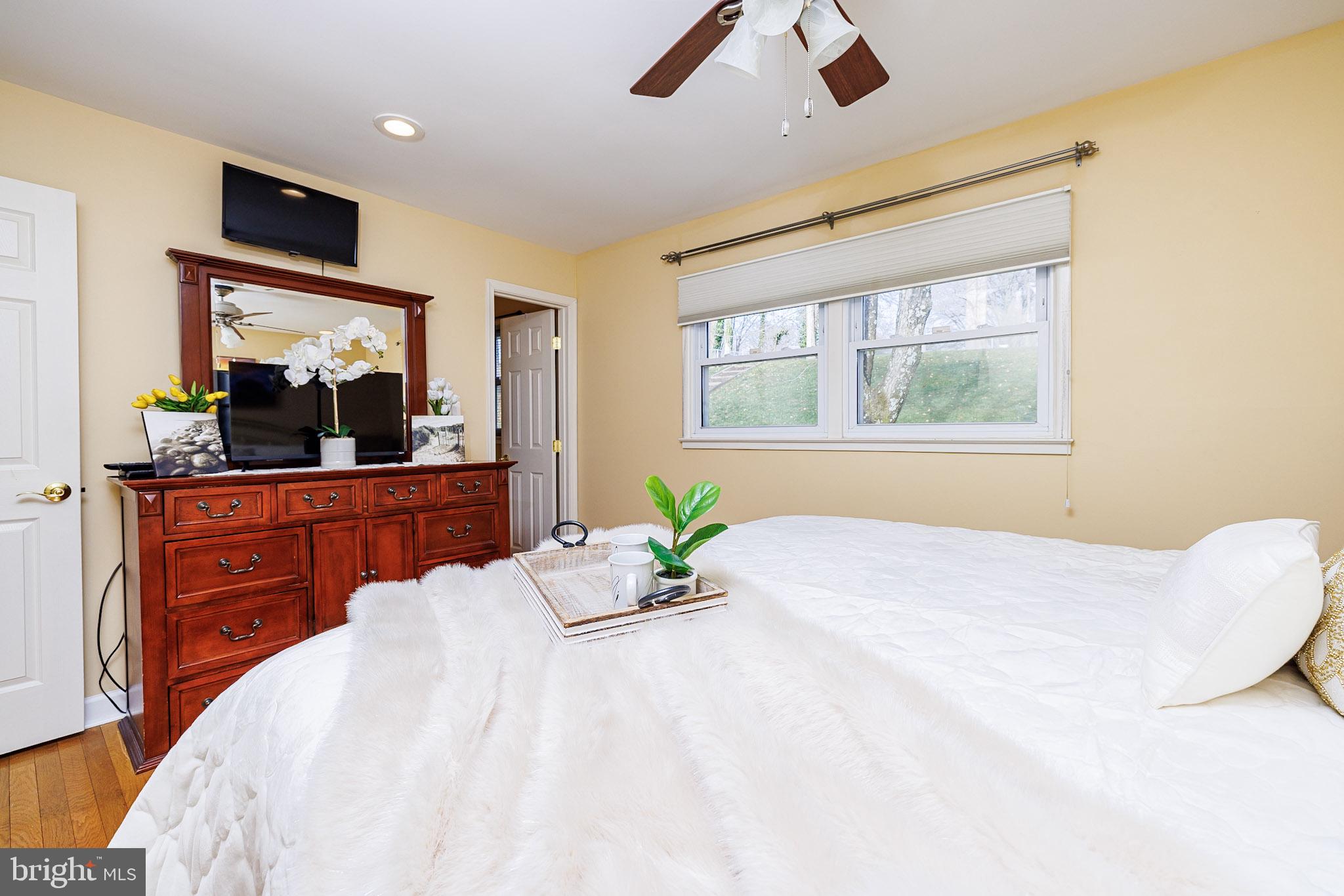 MARLBORO MEADOWS - Residential