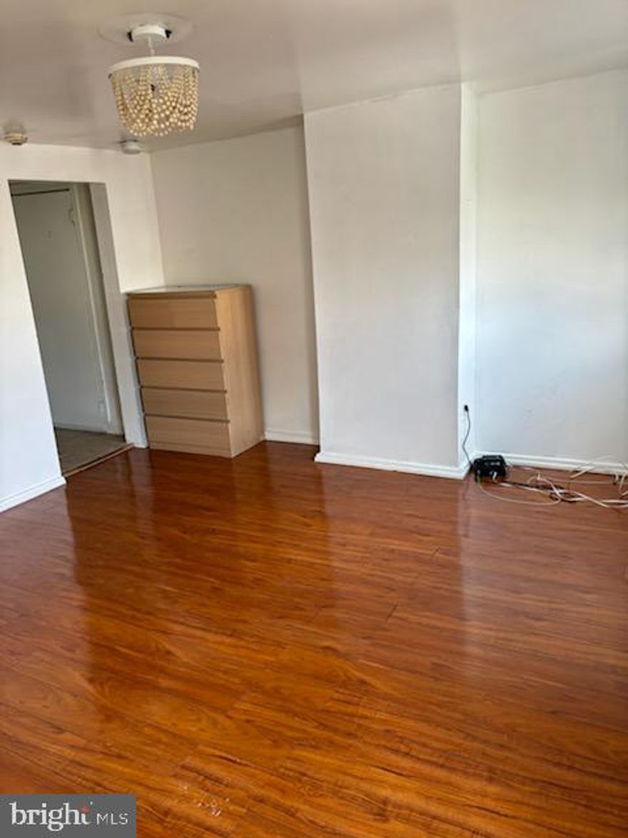 Sunny Studio in Hawthorne waiting for you to move right in. The kitchen is separate from the Main Room, and the bathroom is behind it.  This THIRD floor unit is super convenient to Lincoln Square, The Italian Market, Broad St Subway line. Easy commute to Jefferson via Septa Bus Route 45 and Temple via the Broad Street Line Privately owned and managed, landlord is extremely responsive to all of the tenants needs. Reasonable Credit score and proof of income required. Common laundry in basement. Make an appointment today!