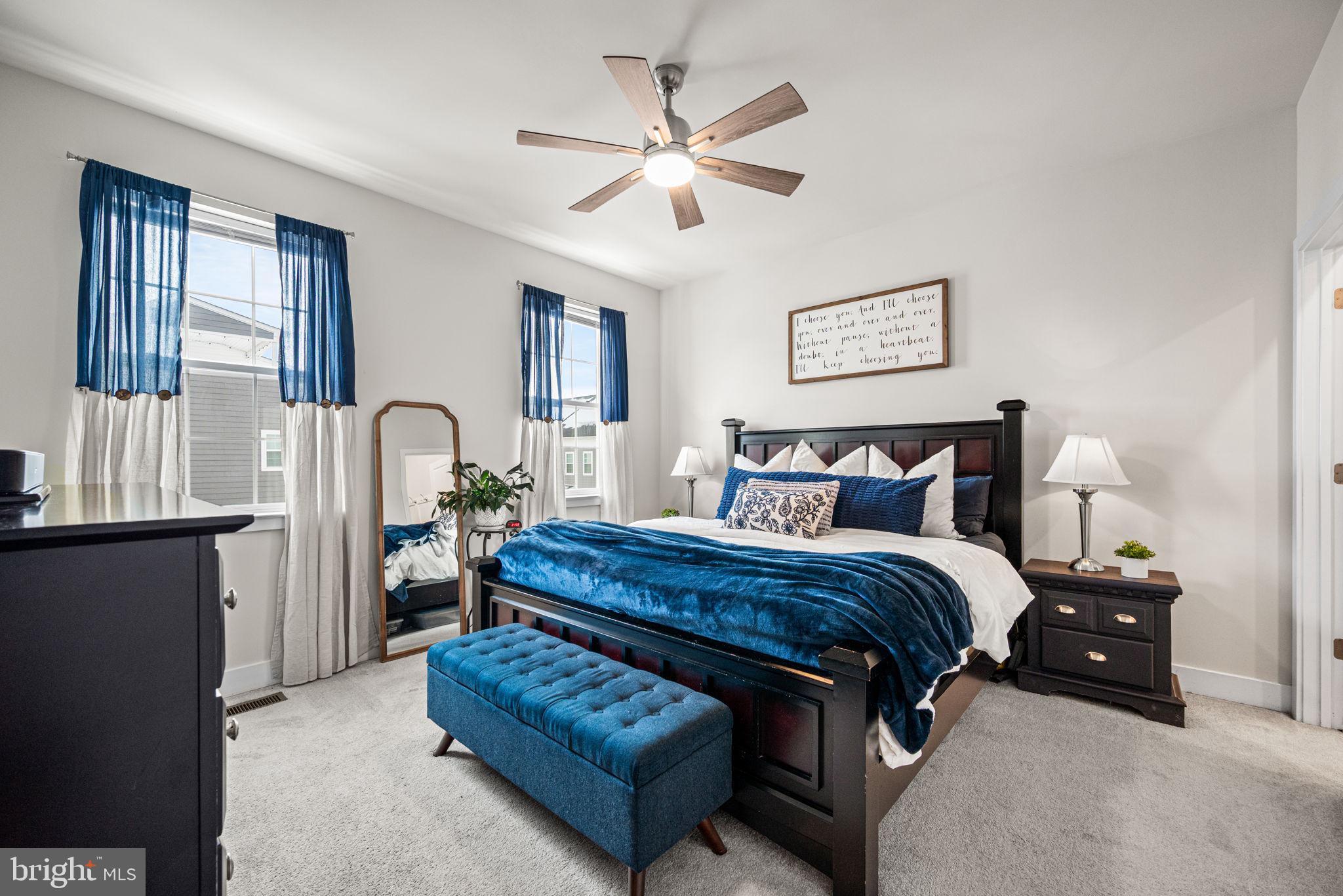 WATERSIDE - Residential