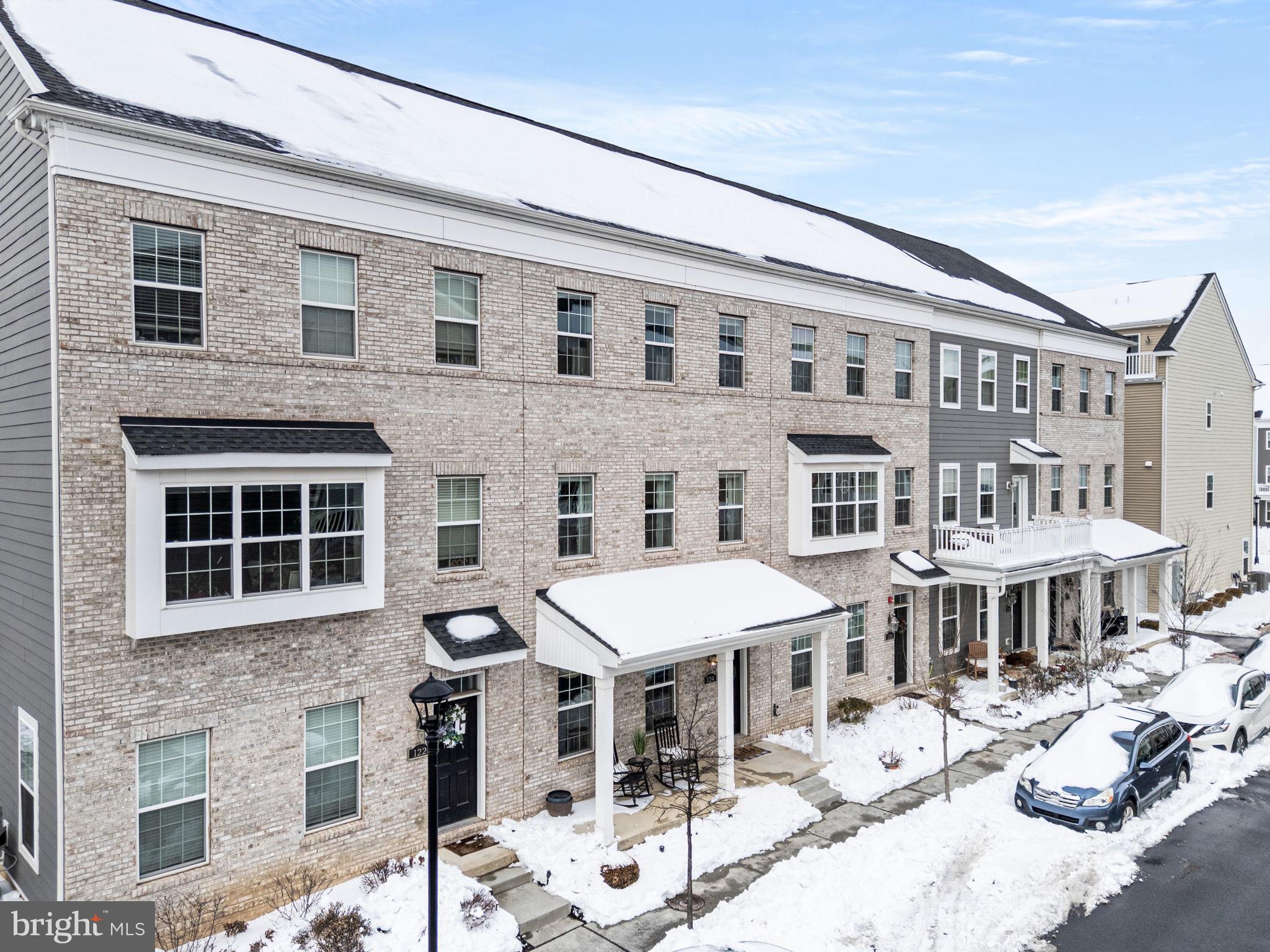 WATERSIDE - Residential