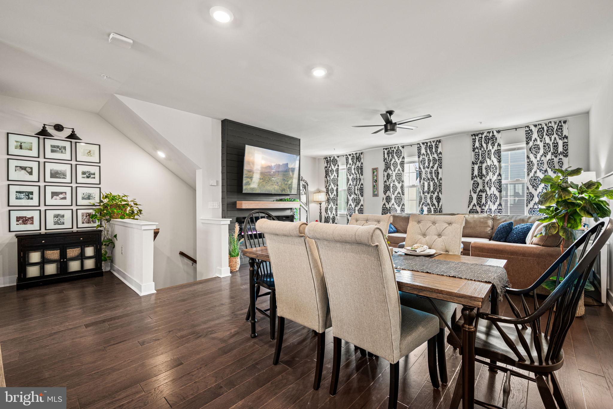 WATERSIDE - Residential