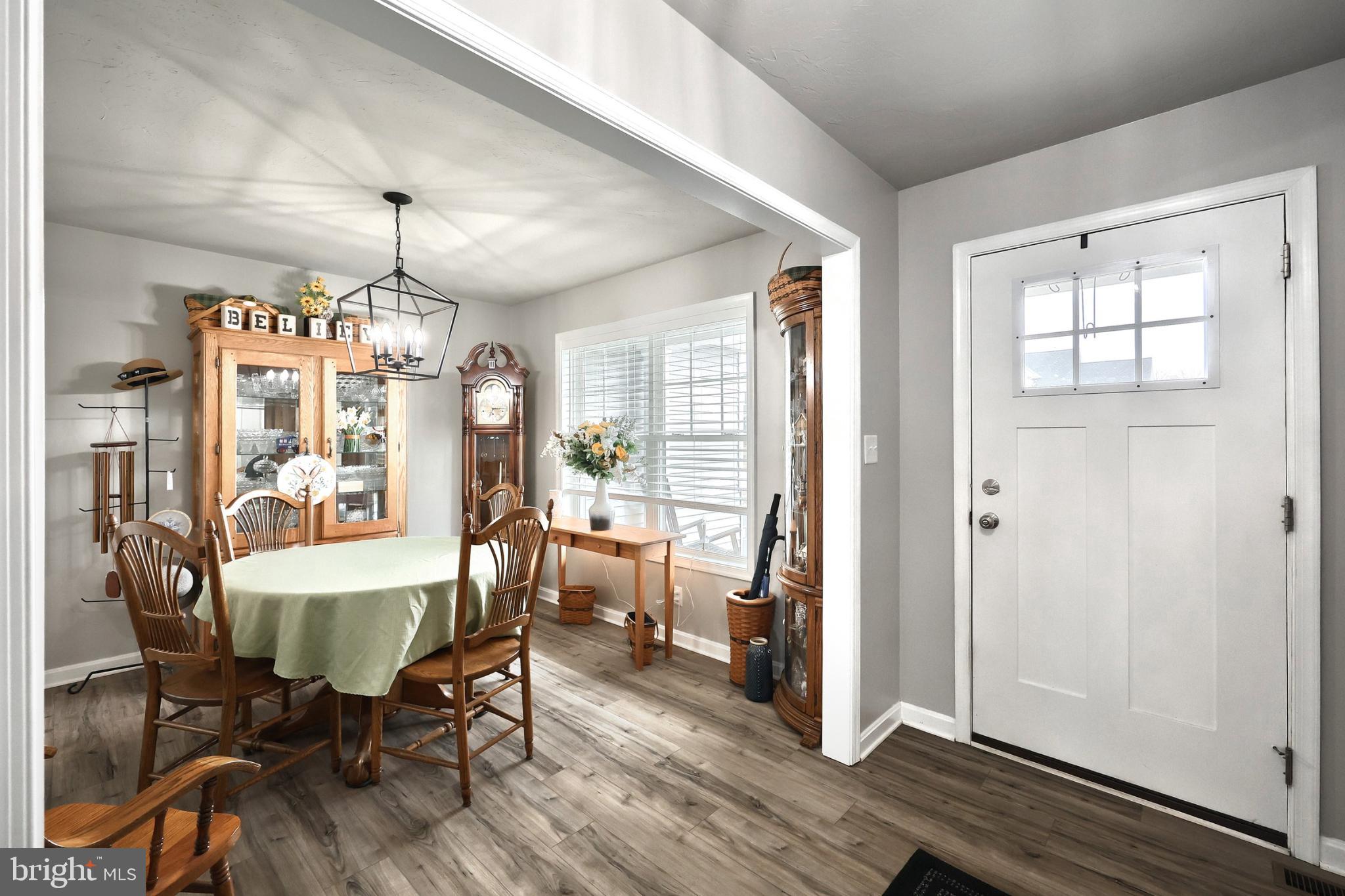 OXFORD POINTE - Residential