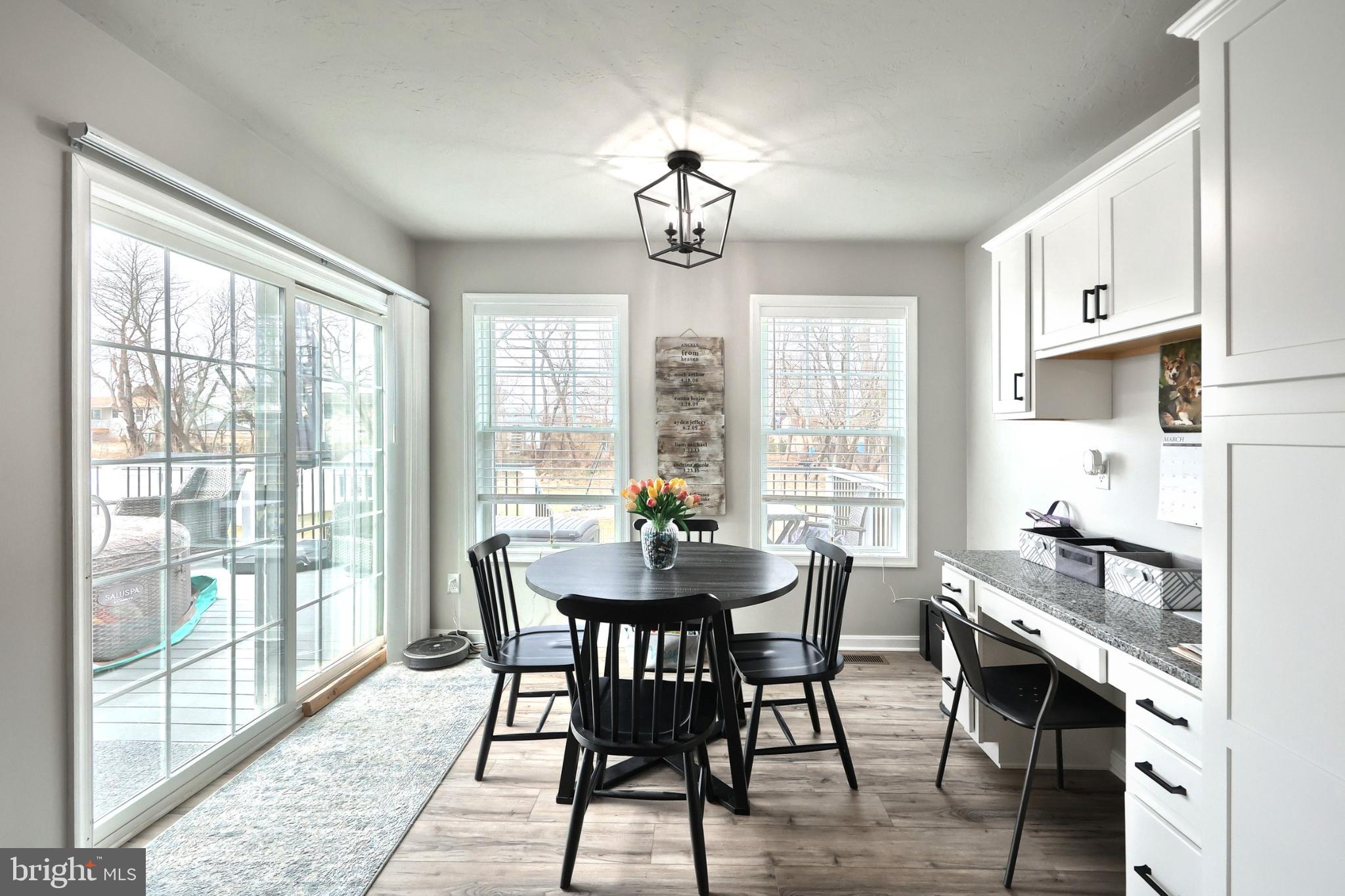 OXFORD POINTE - Residential