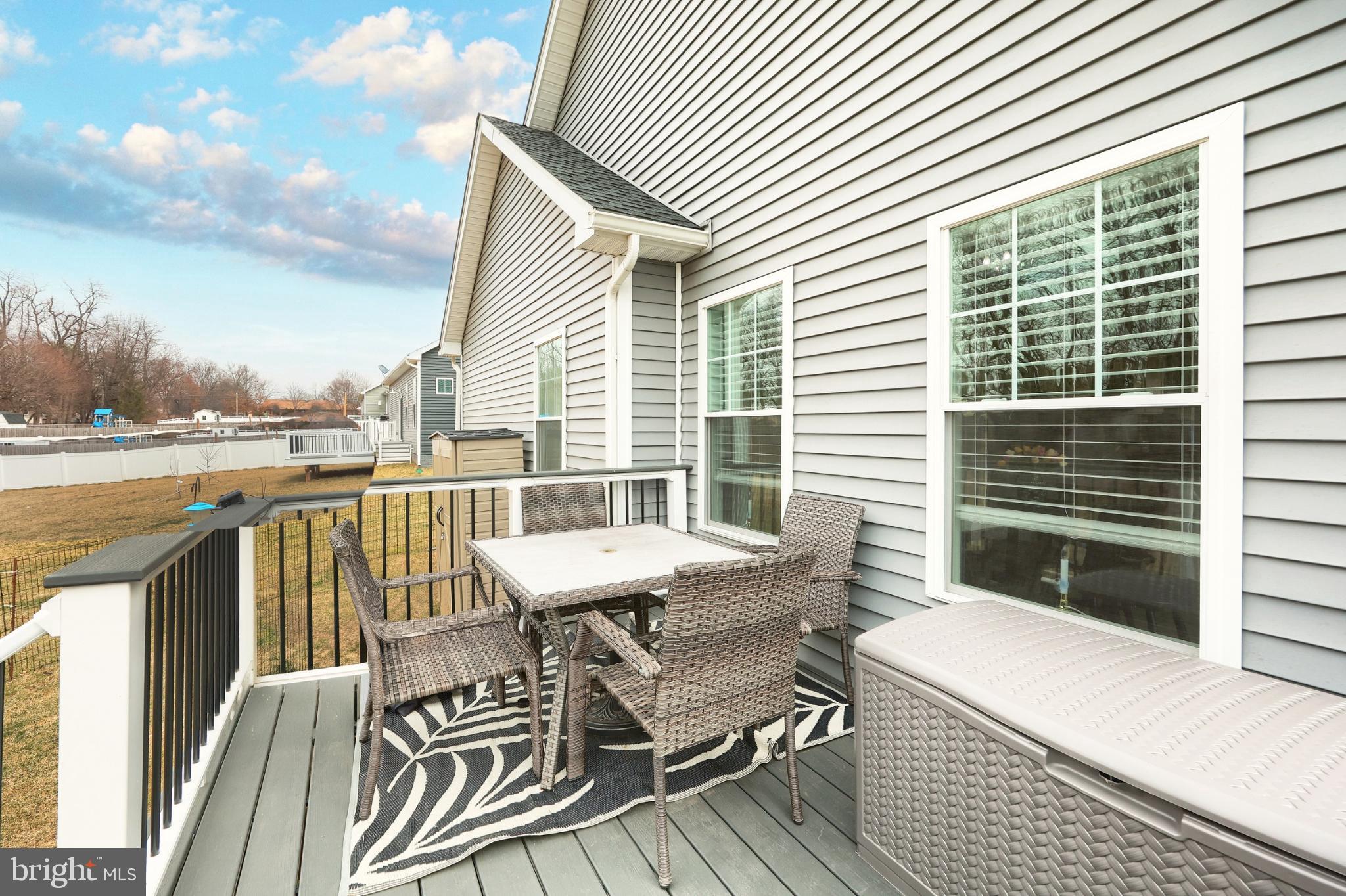 OXFORD POINTE - Residential