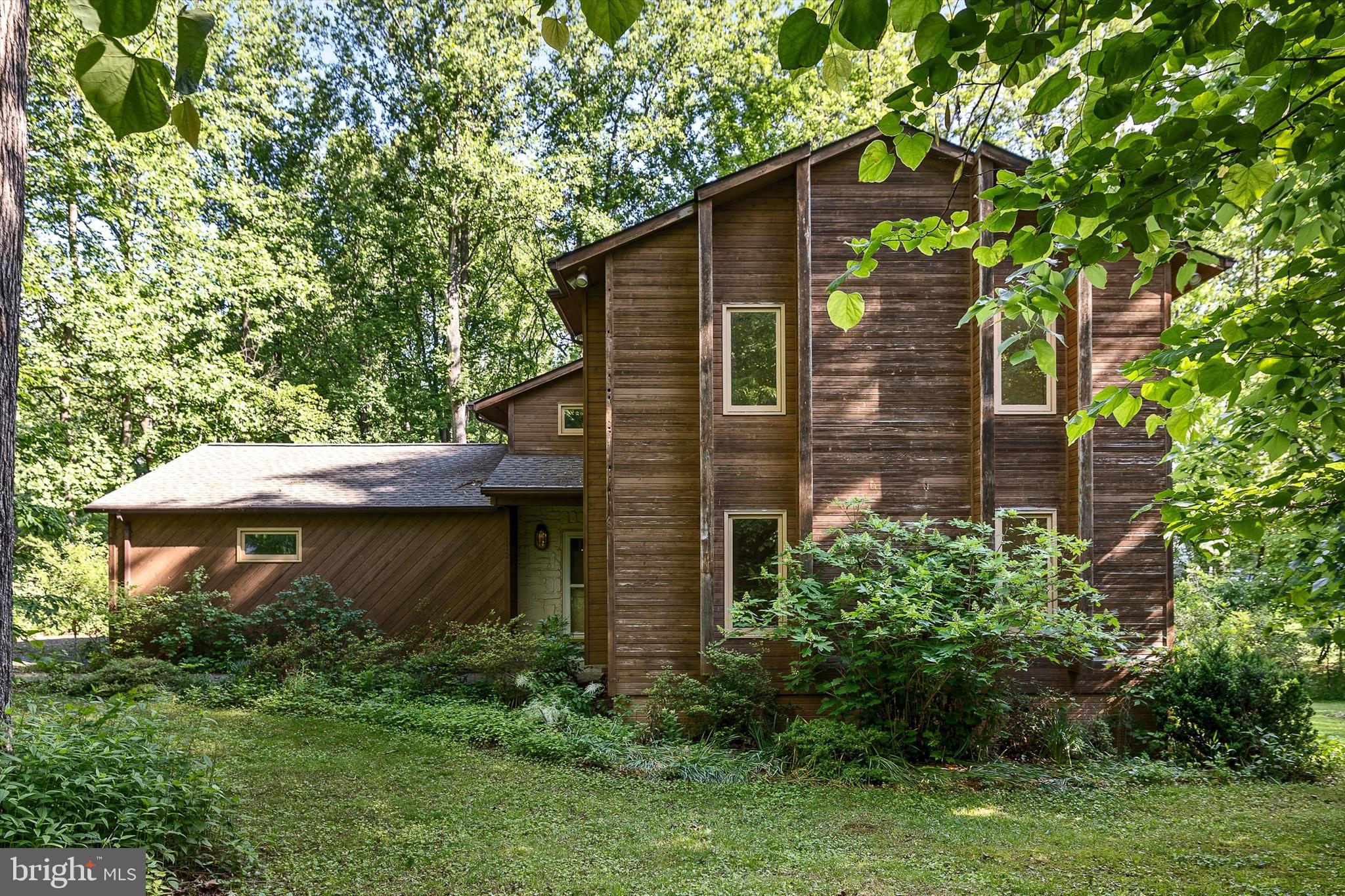 112 OLD FOREST CIRCLE