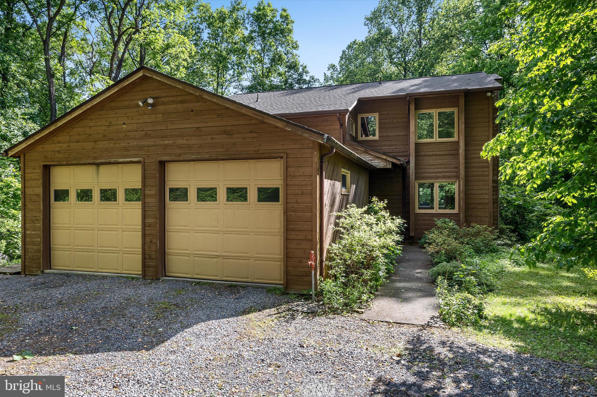 112 OLD FOREST CIRCLE