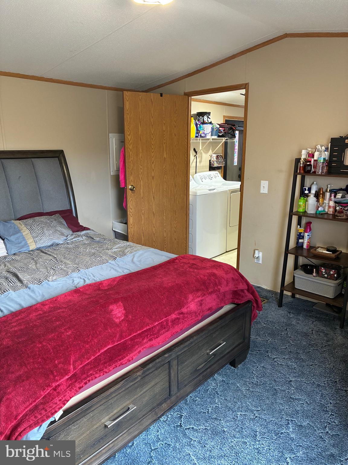 DUNDALK MOBILE HOME COURT - Residential