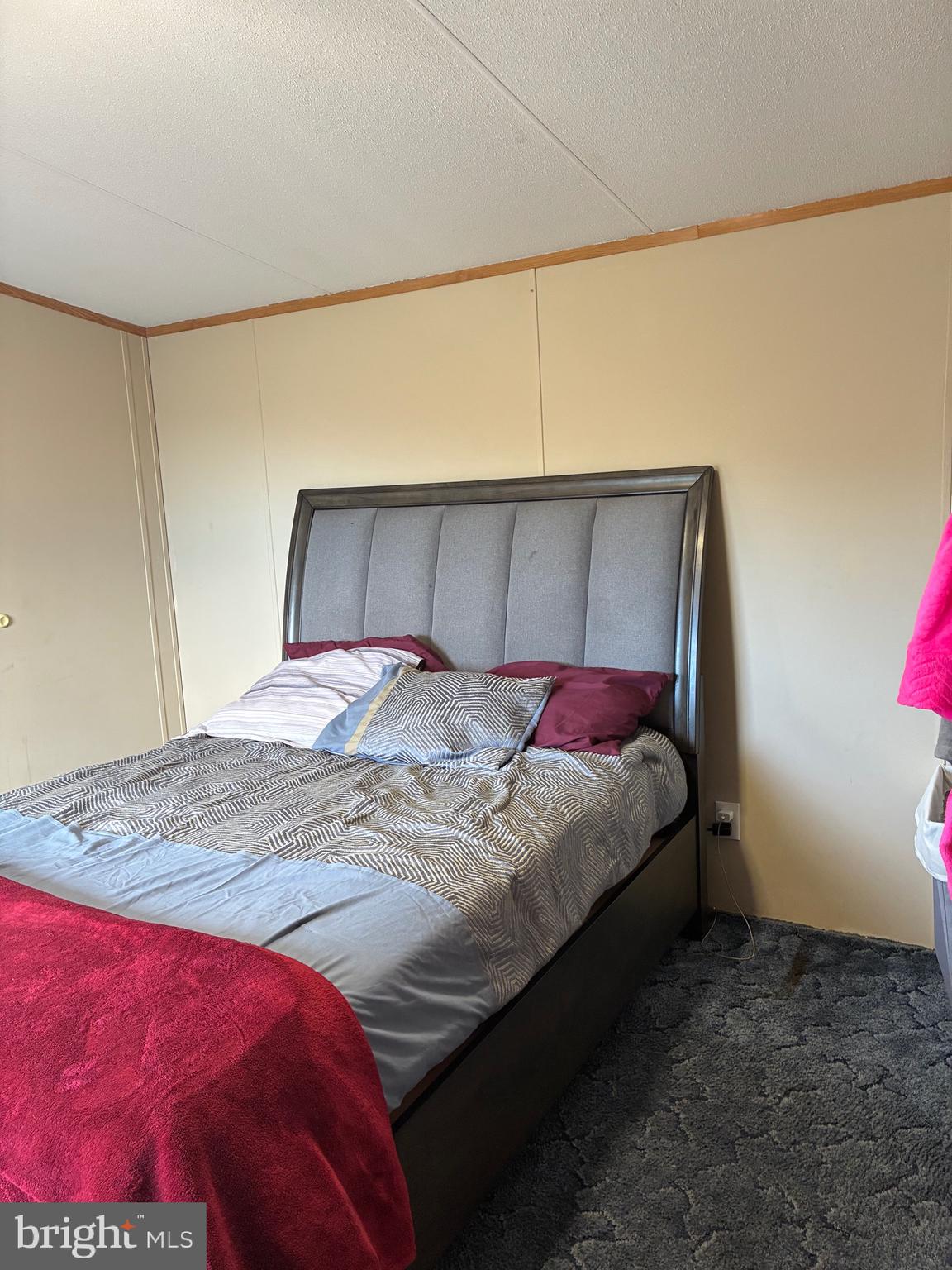 DUNDALK MOBILE HOME COURT - Residential