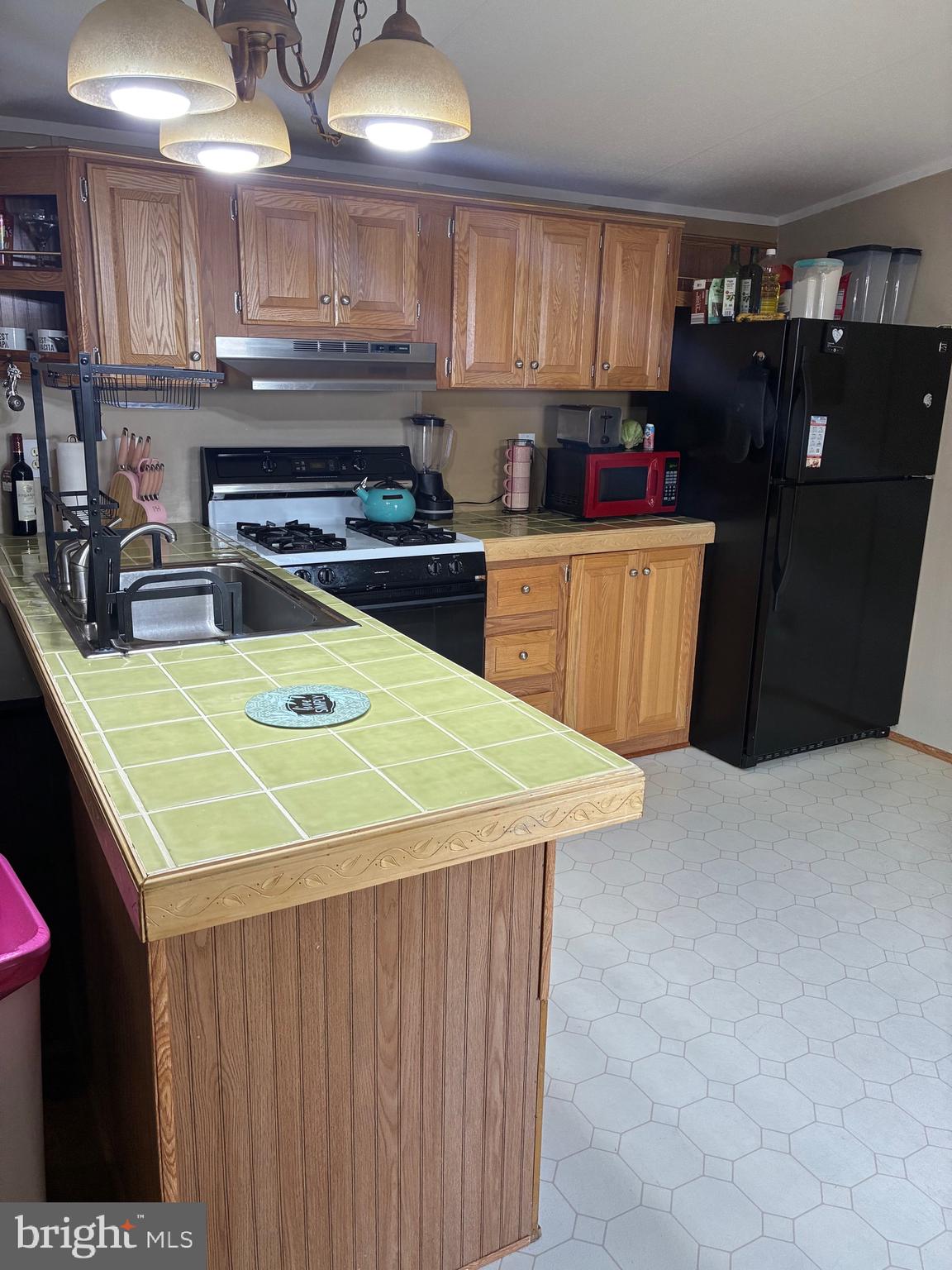 DUNDALK MOBILE HOME COURT - Residential