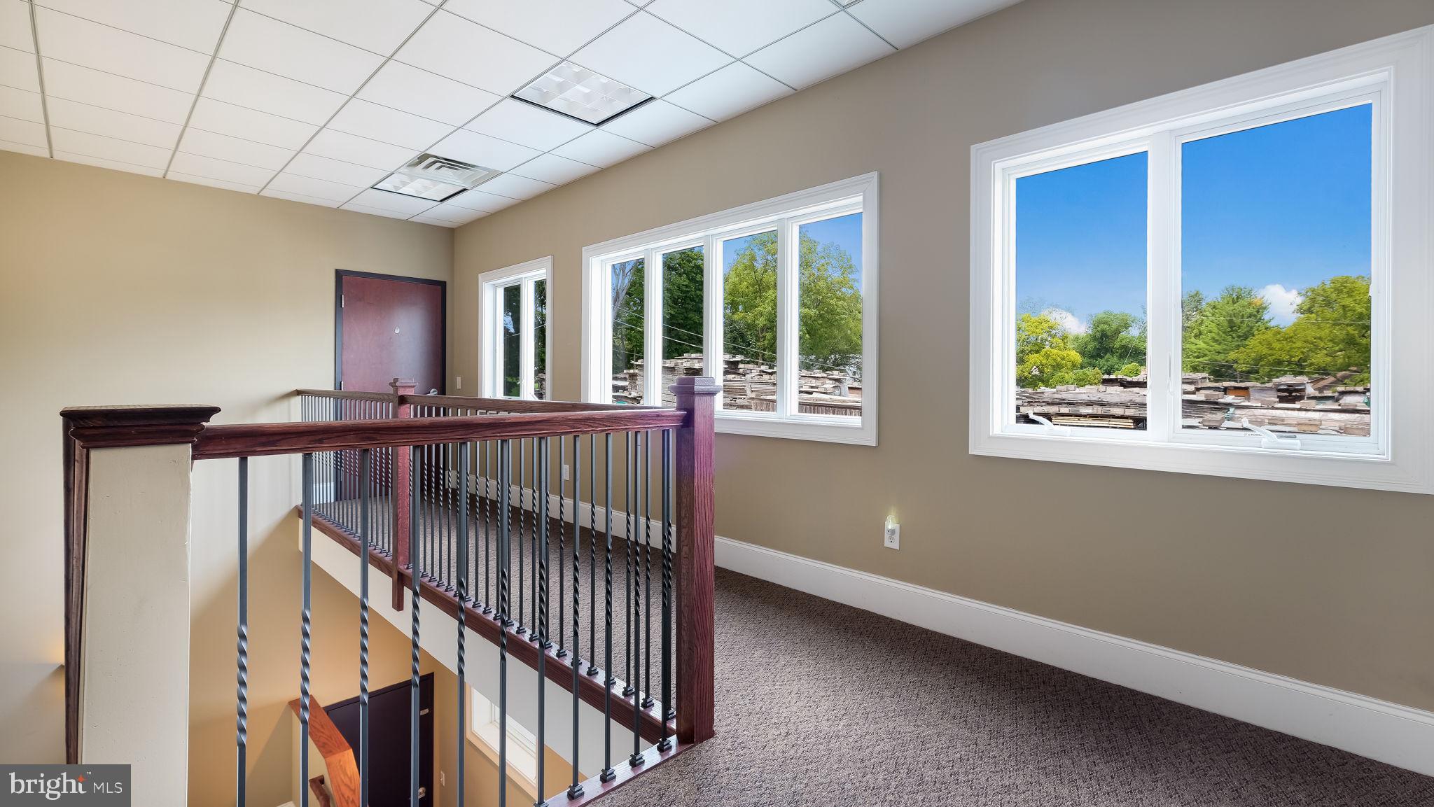 DOYLESTOWN - Commercial Lease