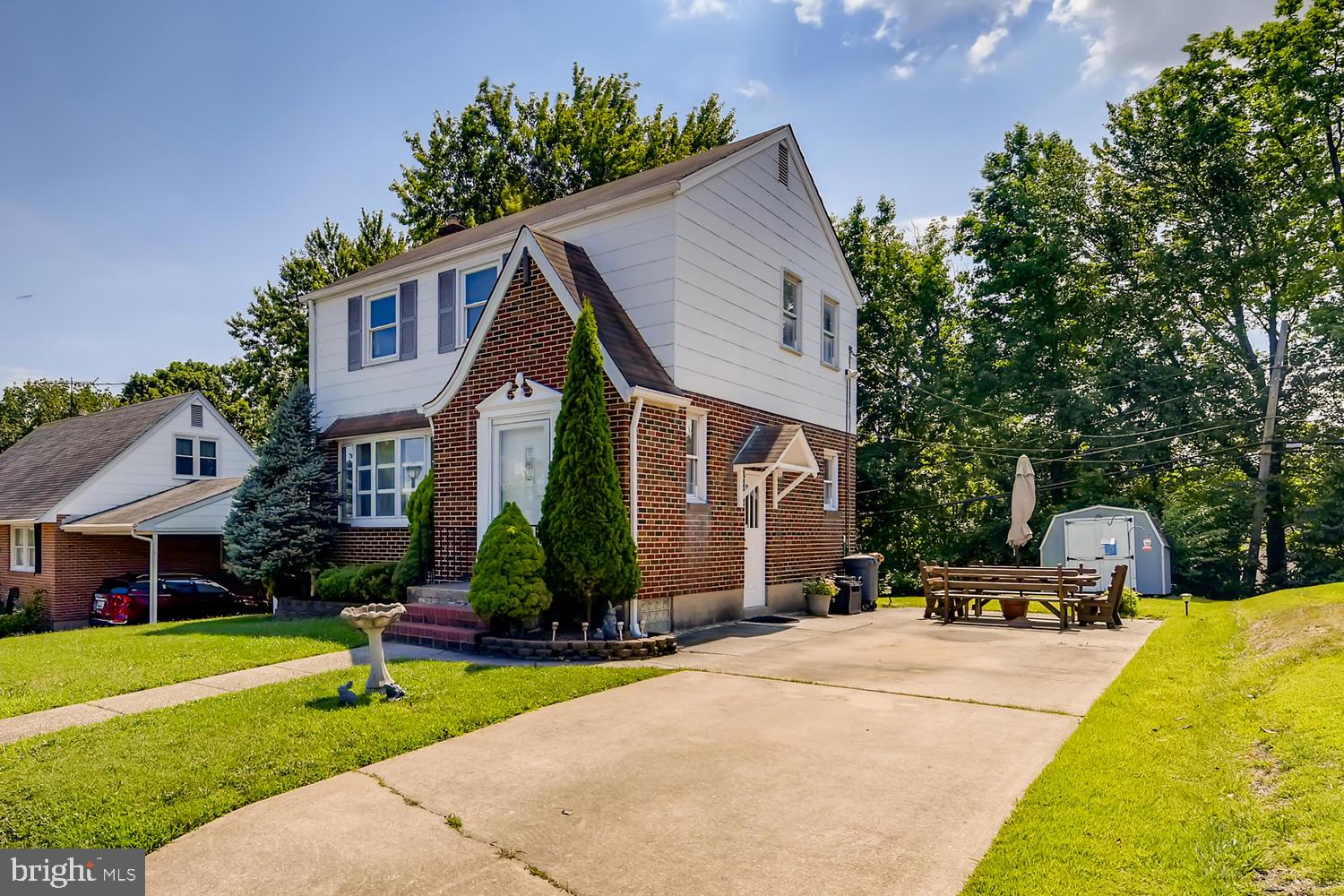 ROSEDALE - Residential