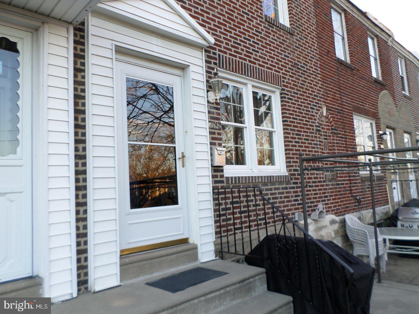 MAYFAIR - Residential