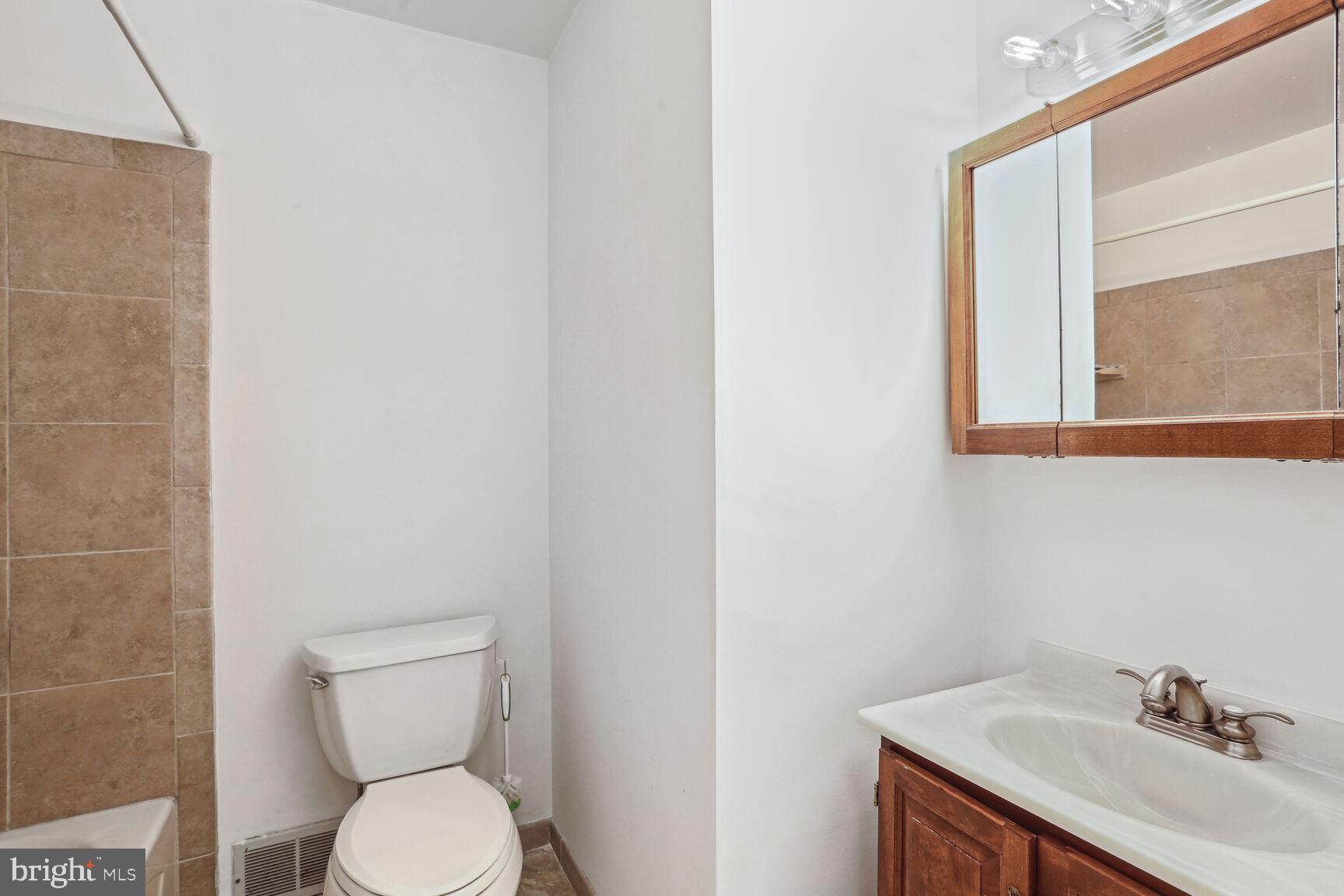 SULGRAVE MANOR - Residential