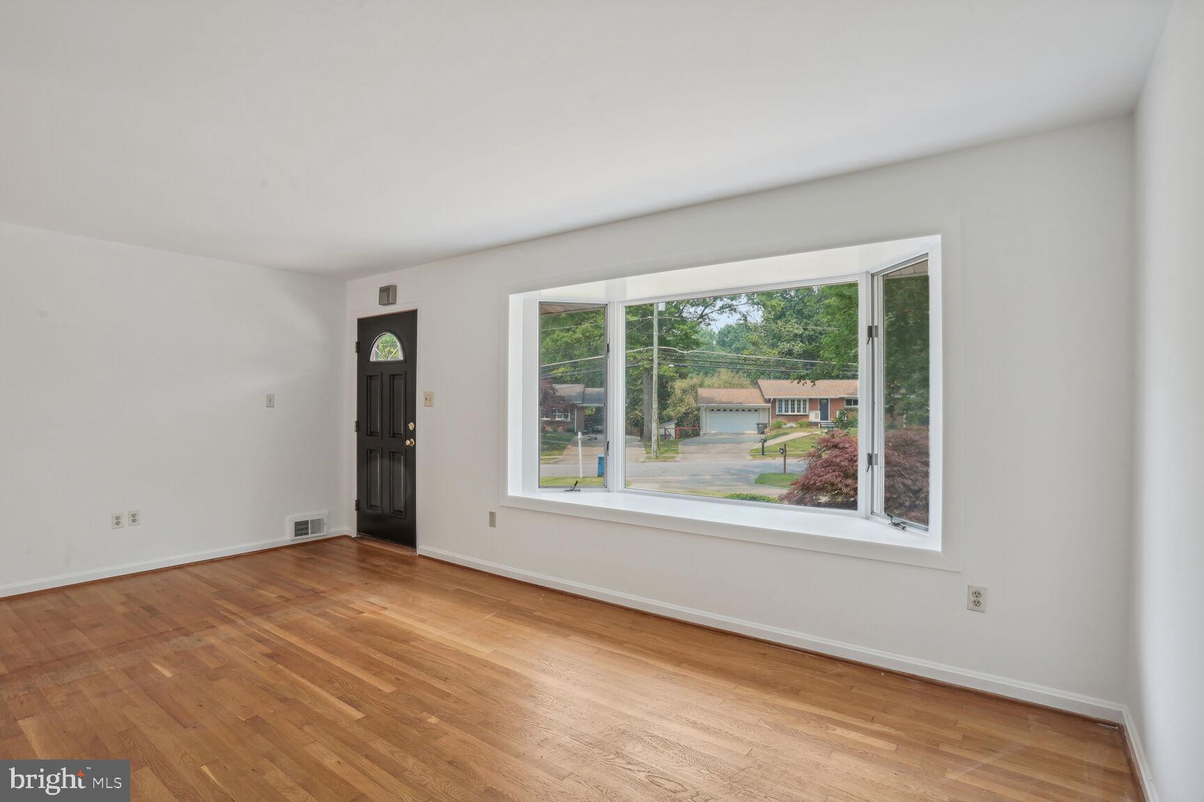 SULGRAVE MANOR - Residential