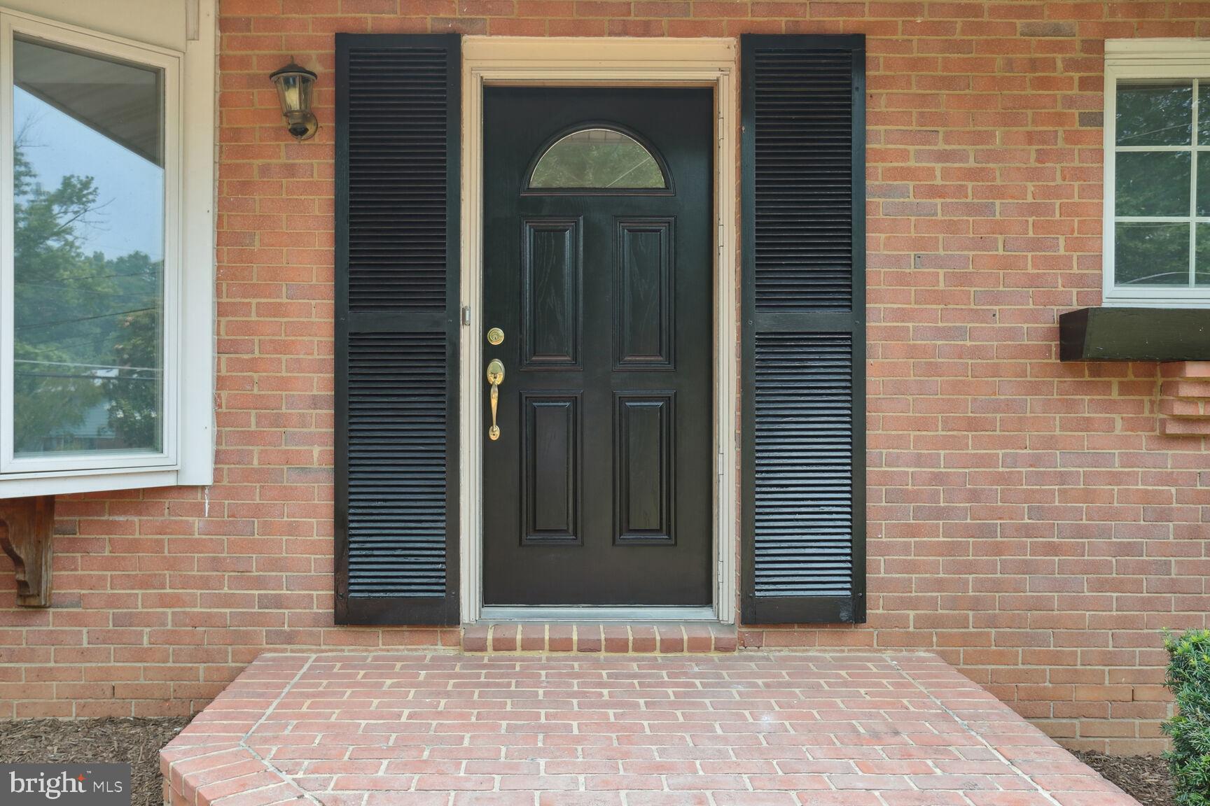 SULGRAVE MANOR - Residential