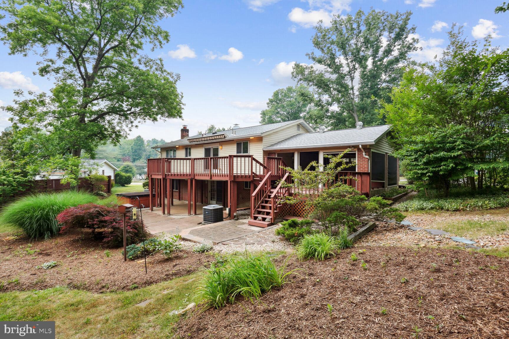 SULGRAVE MANOR - Residential