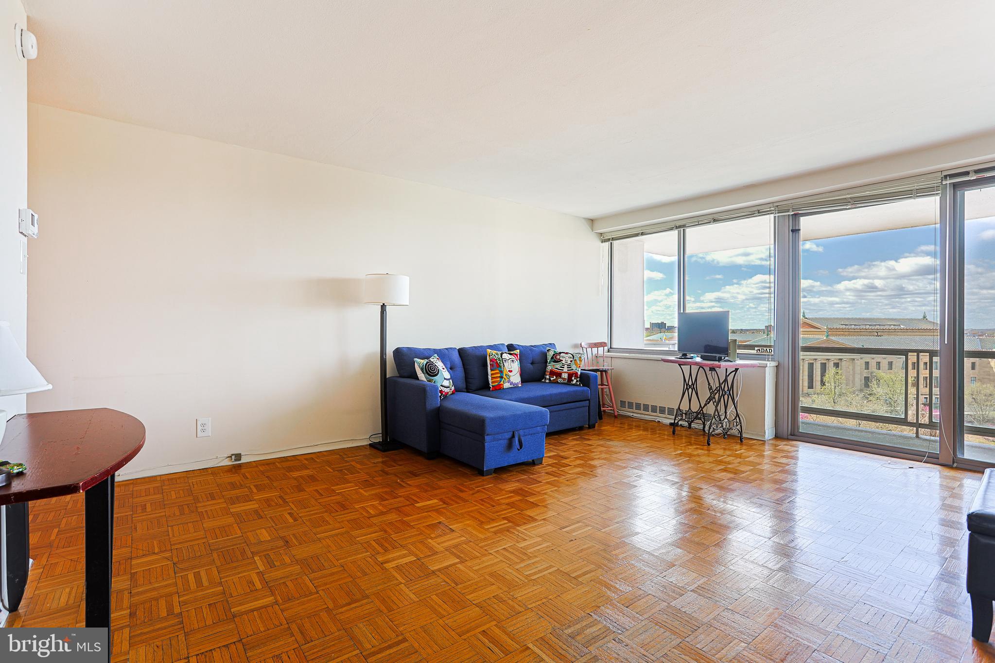 FAIRMOUNT - Residential