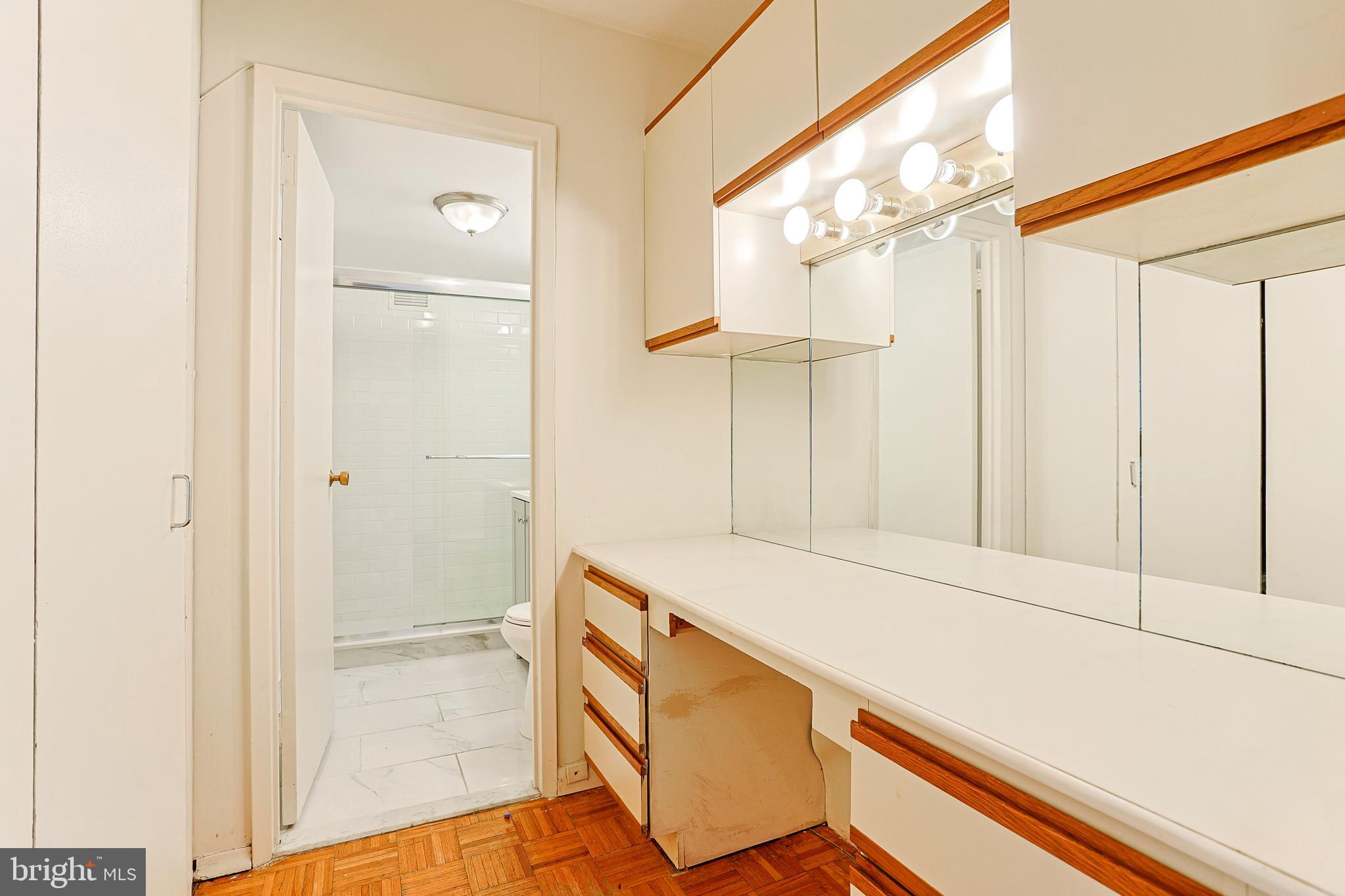 FAIRMOUNT - Residential