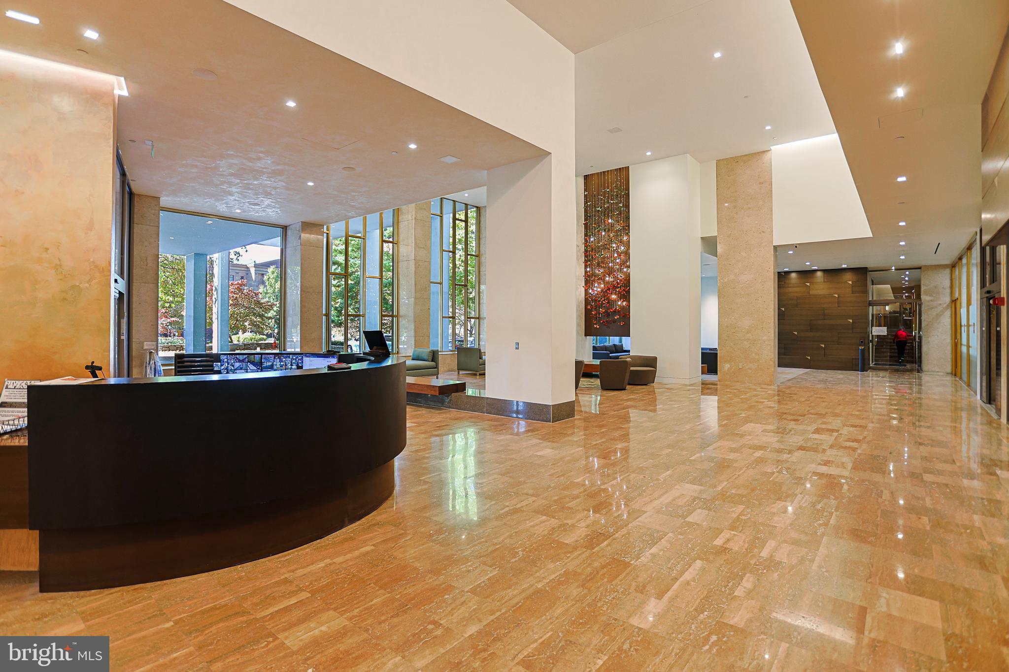 FAIRMOUNT - Residential