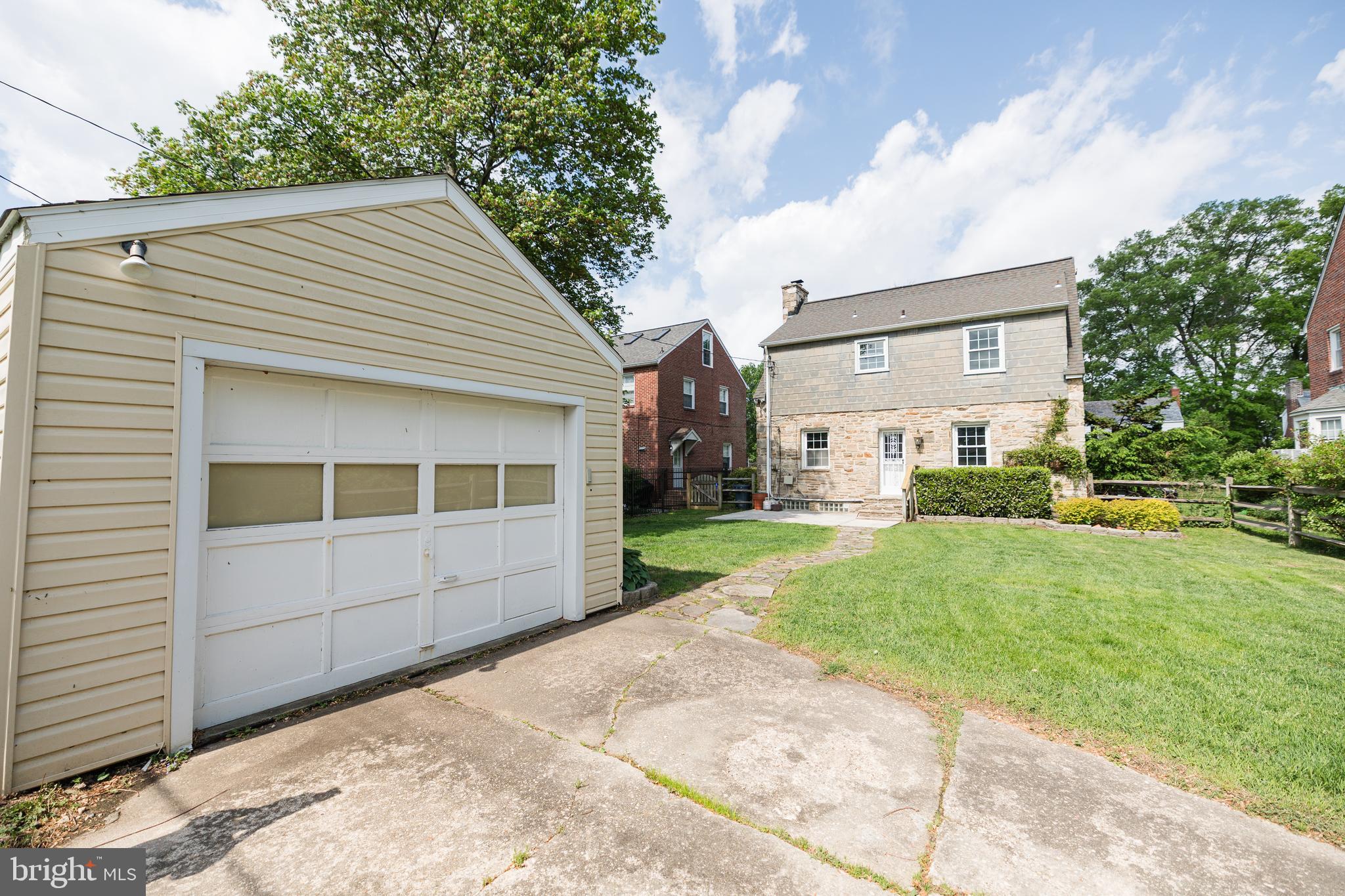 VILLA CRESTA - Residential