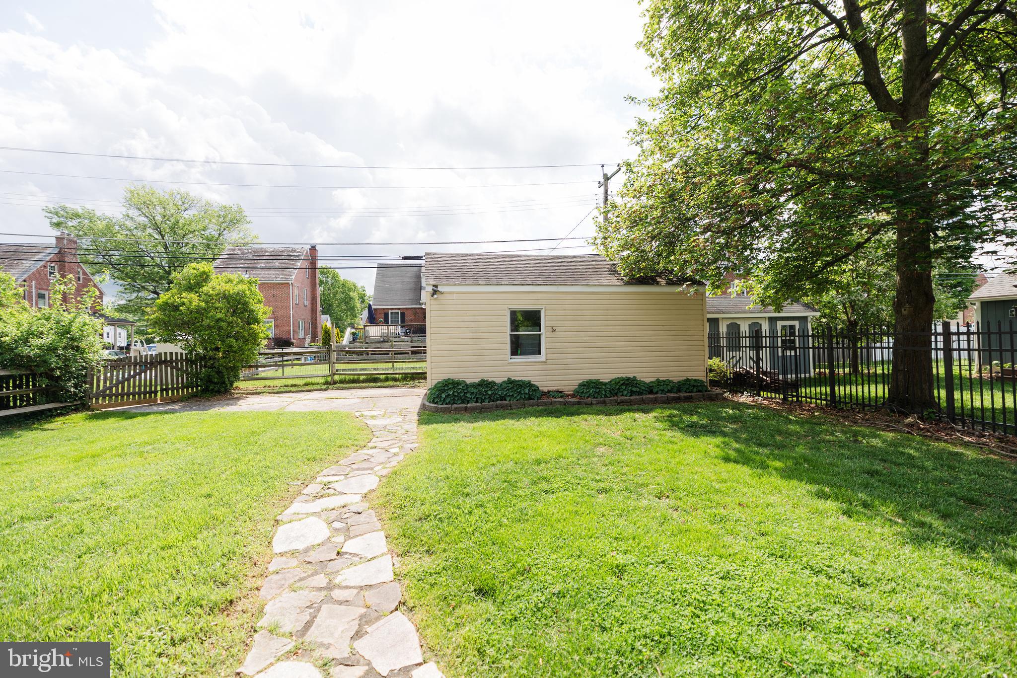 VILLA CRESTA - Residential