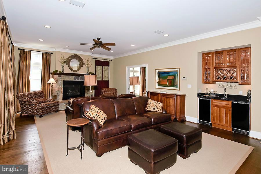 FRANKLIN PARK - Residential