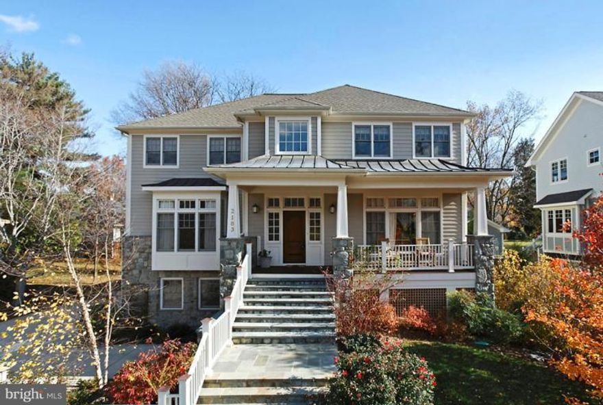 This light-filled home is sited on a wonderful lot with a flat yard in Franklin Park! 5BR/5.5BA on 4 levels. 2 story foyer, extensive trim, professionally decorated, gourmet kit w/walk-in pantry, oversized island & desk area-opens to large family room and screened porch & deck.  Walk-out lower level w/1BR/BA, fantastic mudroom, rec room, media room & pub-like wet bar w/wine storage. A must see!