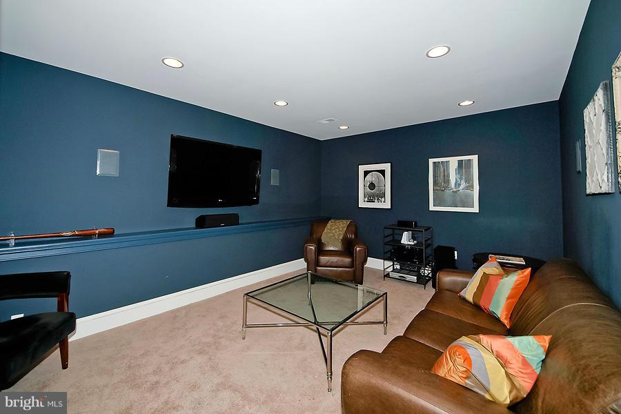 FRANKLIN PARK - Residential