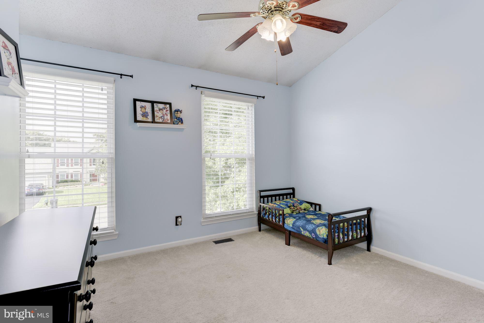 OAKENSHAW - Residential