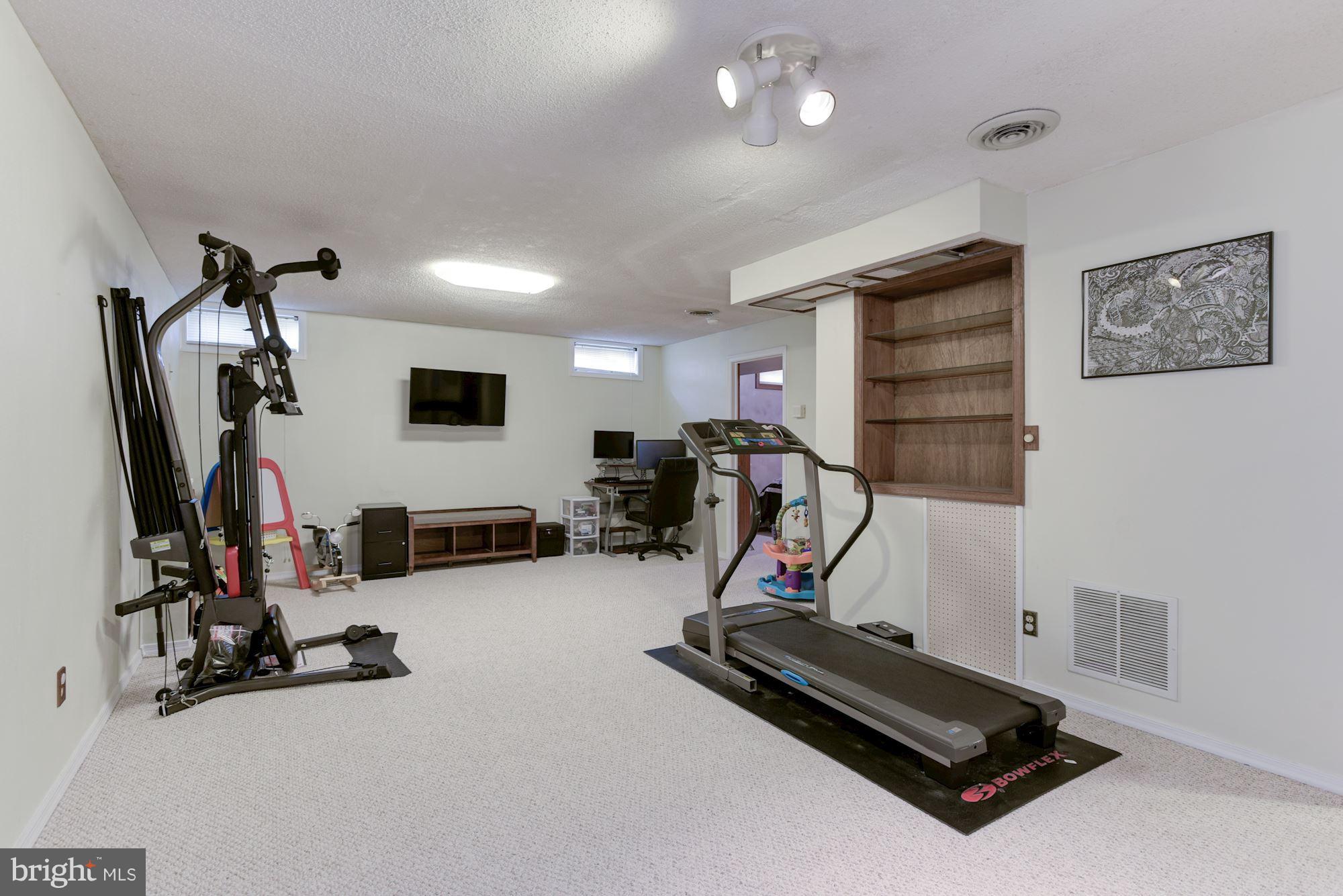 OAKENSHAW - Residential