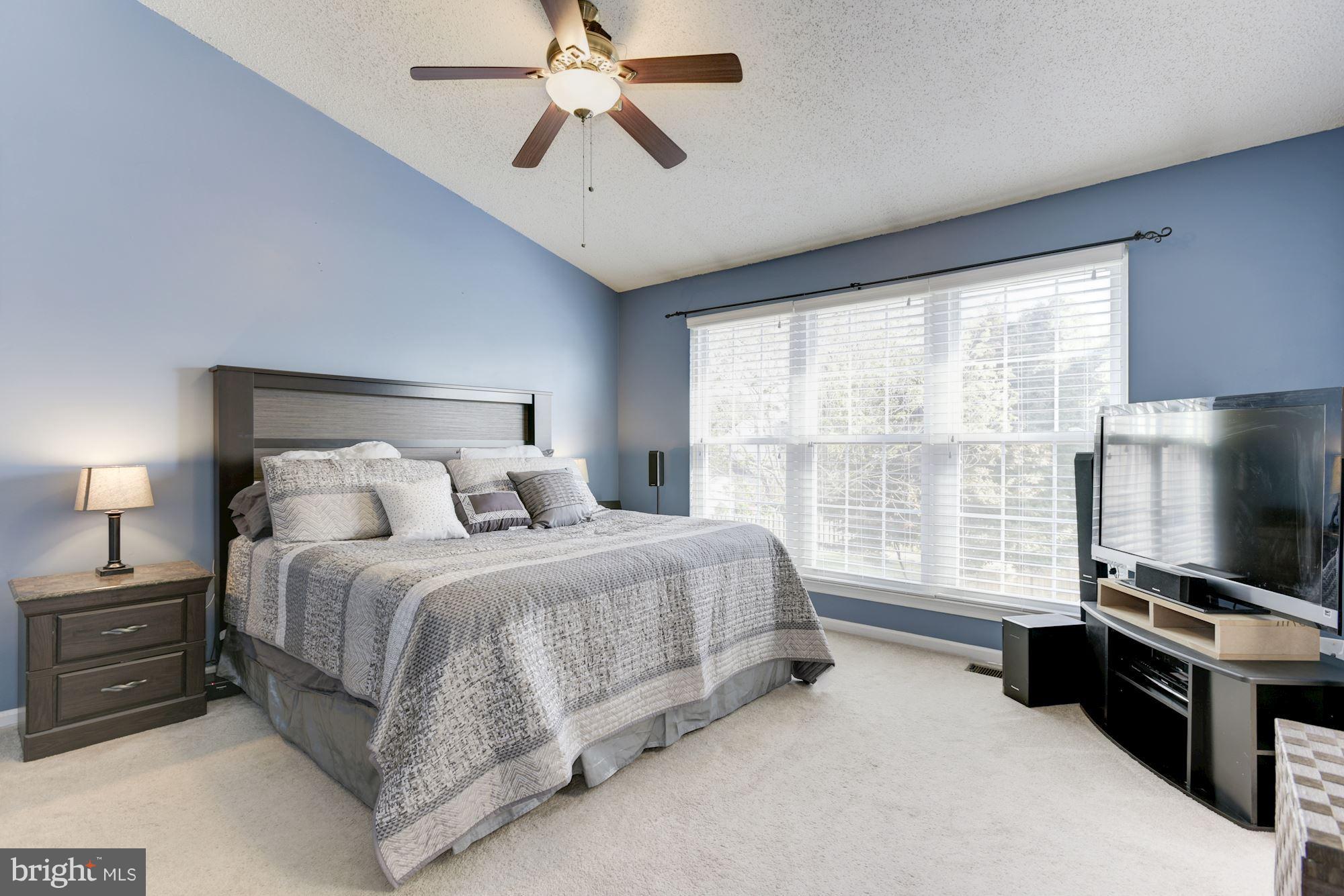 OAKENSHAW - Residential