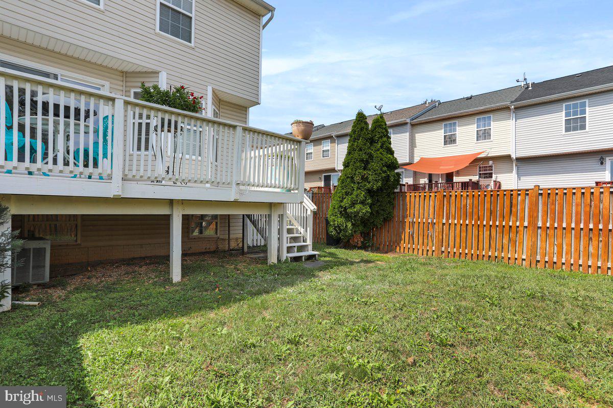 GREEN MEADOWS - Residential