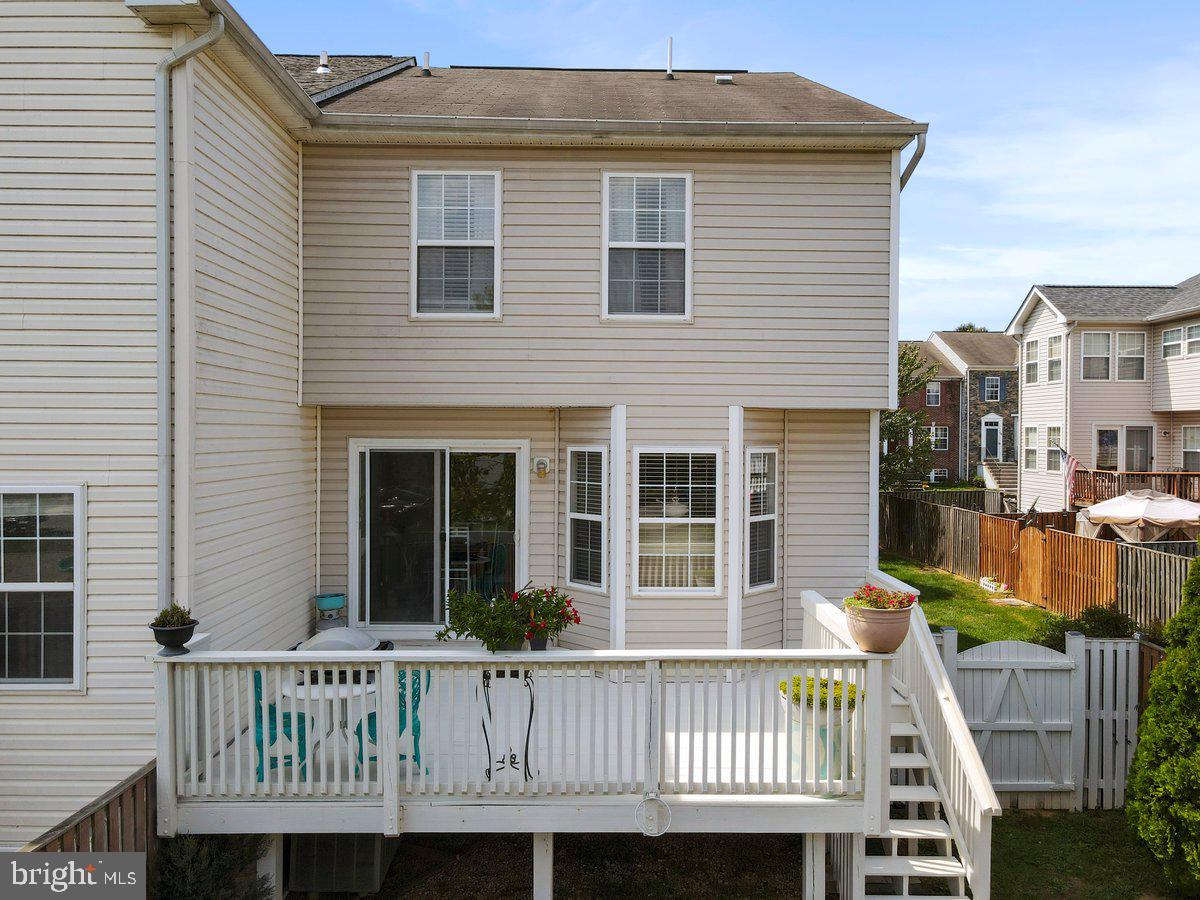 GREEN MEADOWS - Residential