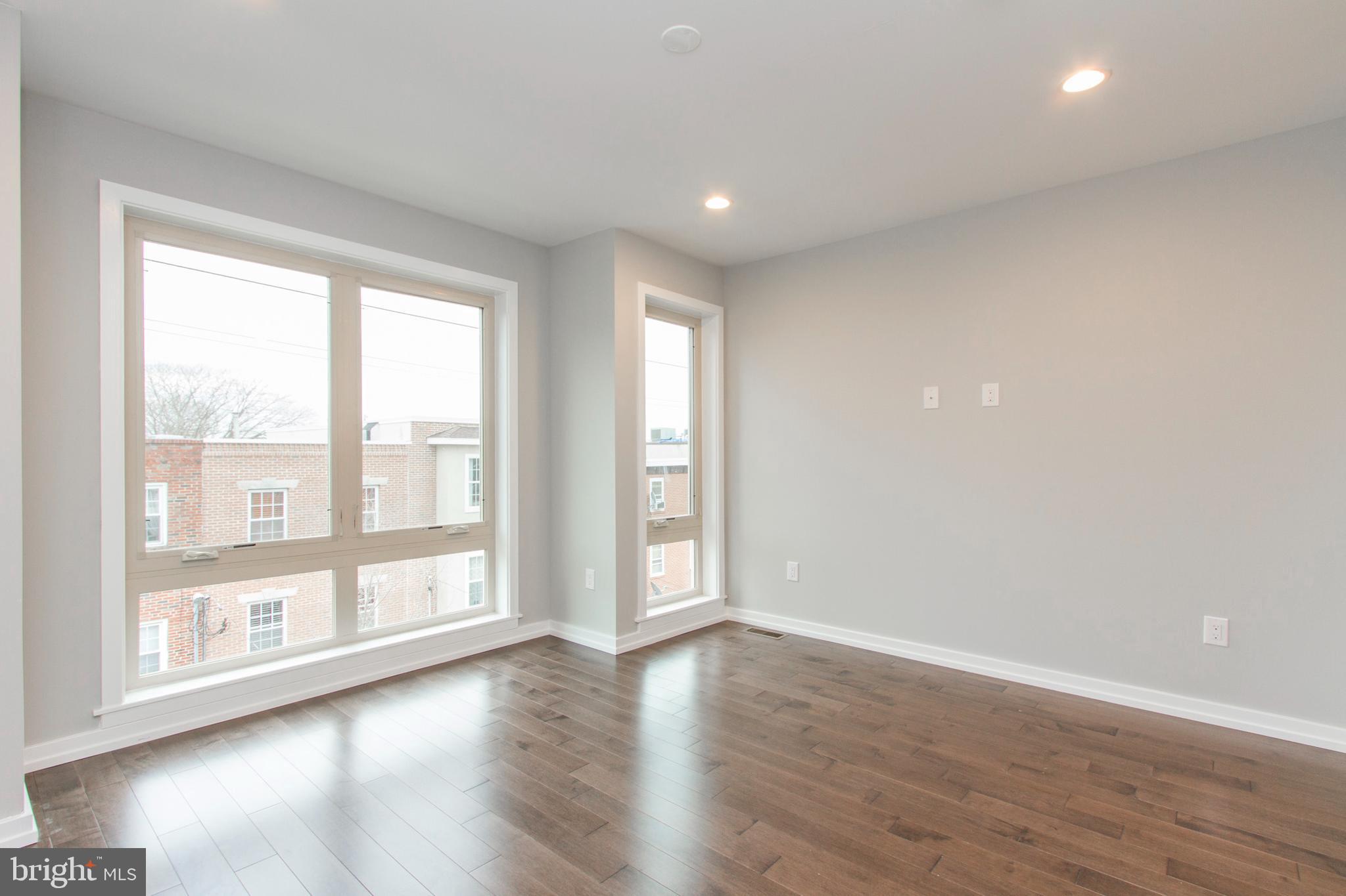 GRADUATE HOSPITAL - Residential Lease