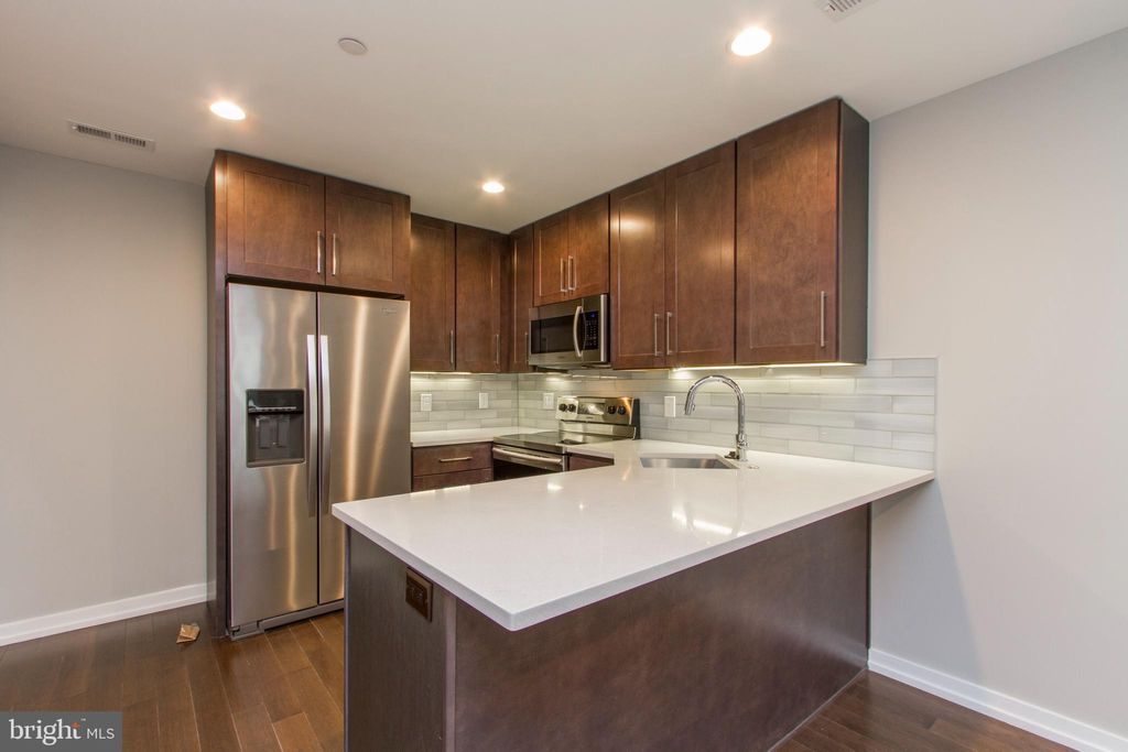 Photo of 908 S 21st Street #B, PHILADELPHIA, PA 19146 (MLS # PAPH2545482)