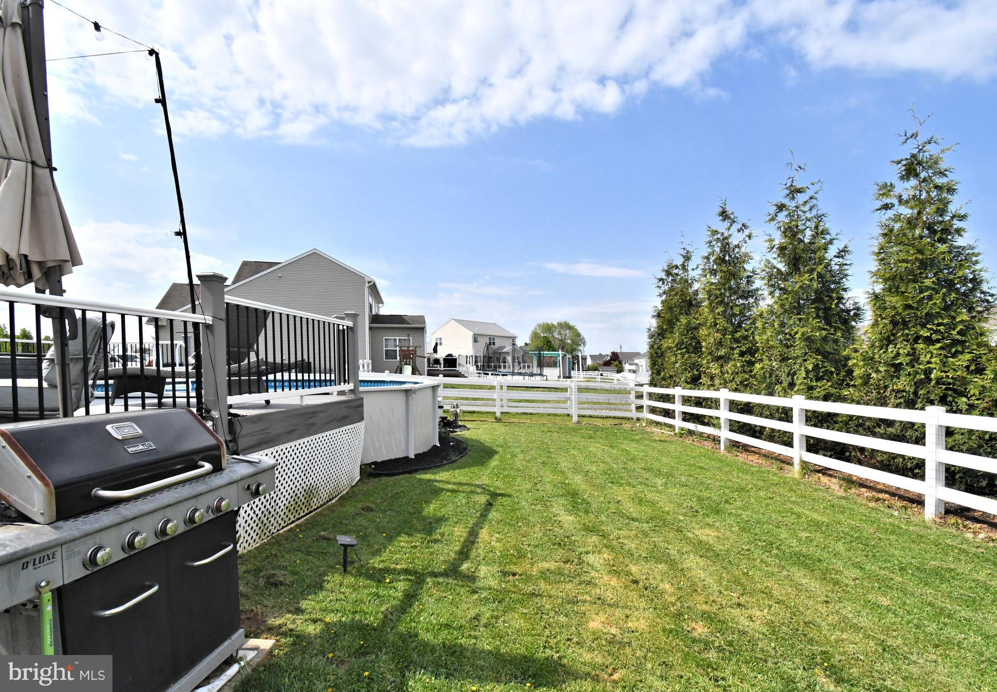 COBBLESTONE CROSSING - Residential