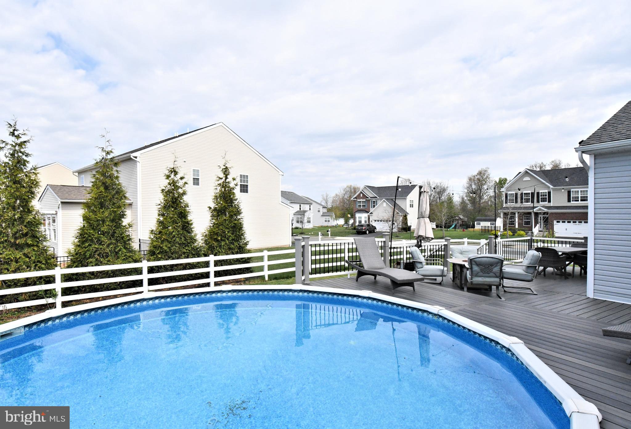 COBBLESTONE CROSSING - Residential