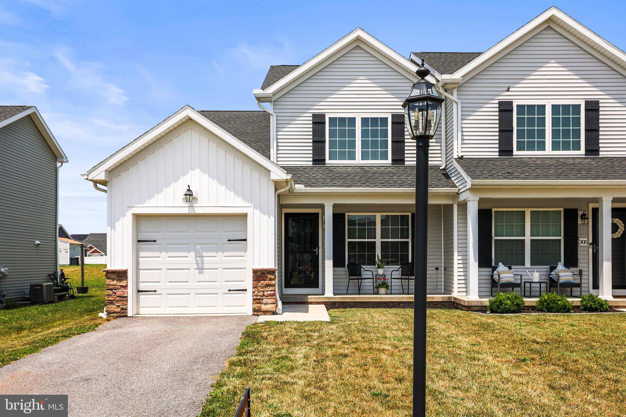 307 MAPLE DRIVE