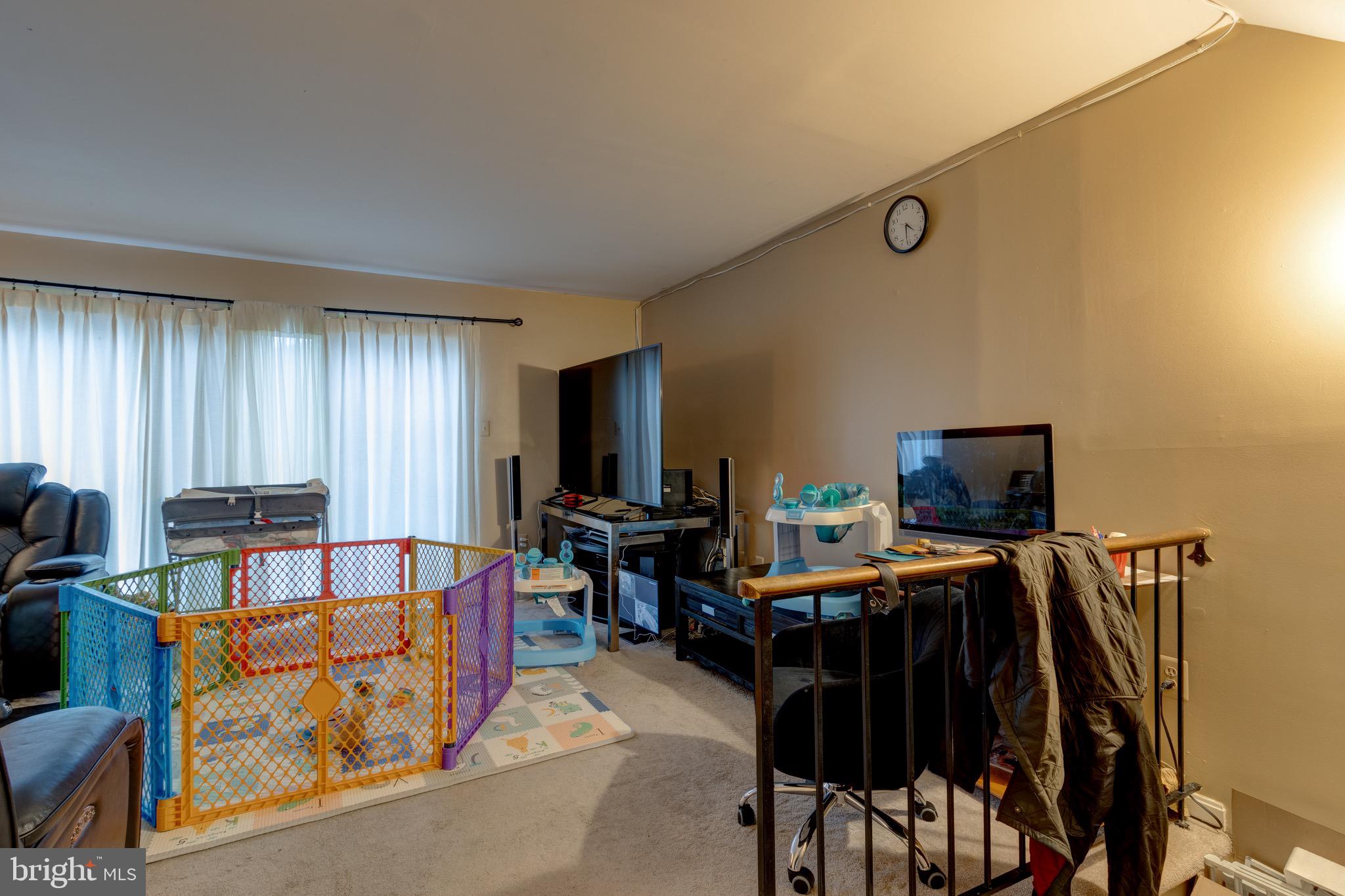 NEWPORT TOWNE PLAT TWO - Residential