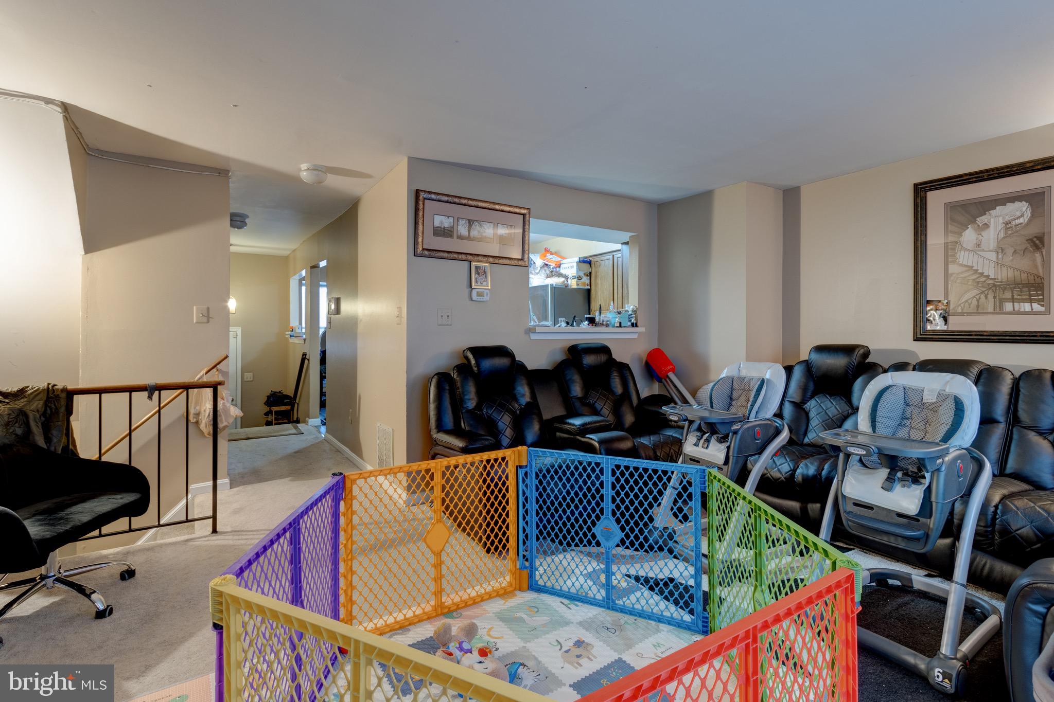 NEWPORT TOWNE PLAT TWO - Residential